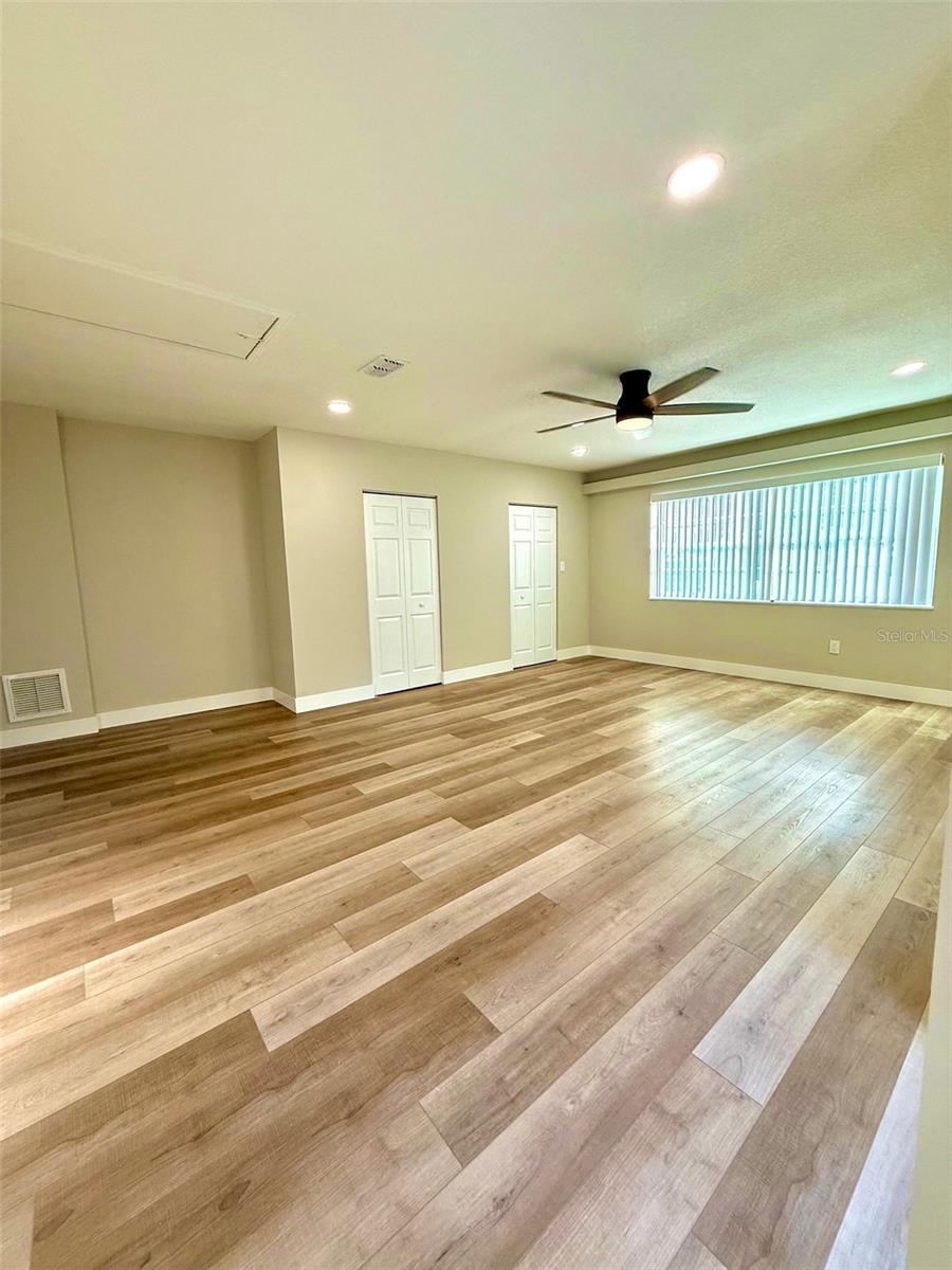 HOLIDAY LAKES WEST - Residential