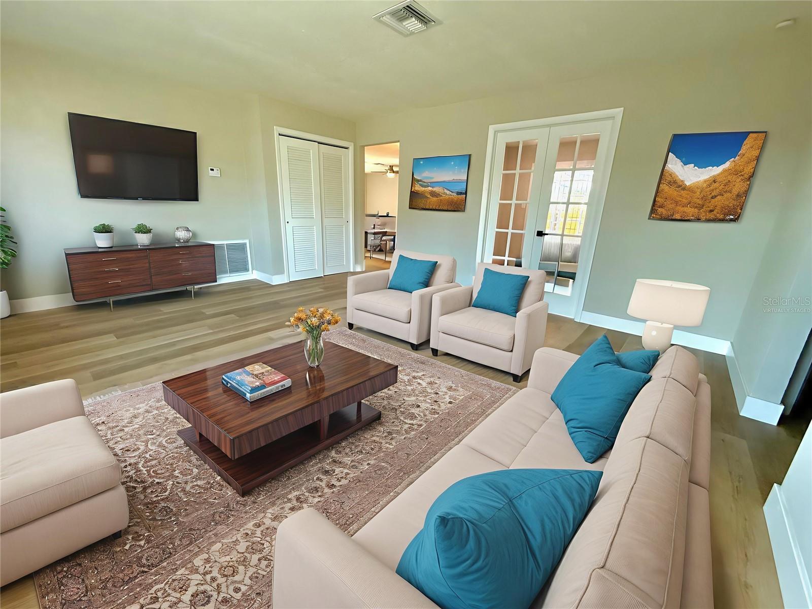 HOLIDAY LAKES WEST - Residential