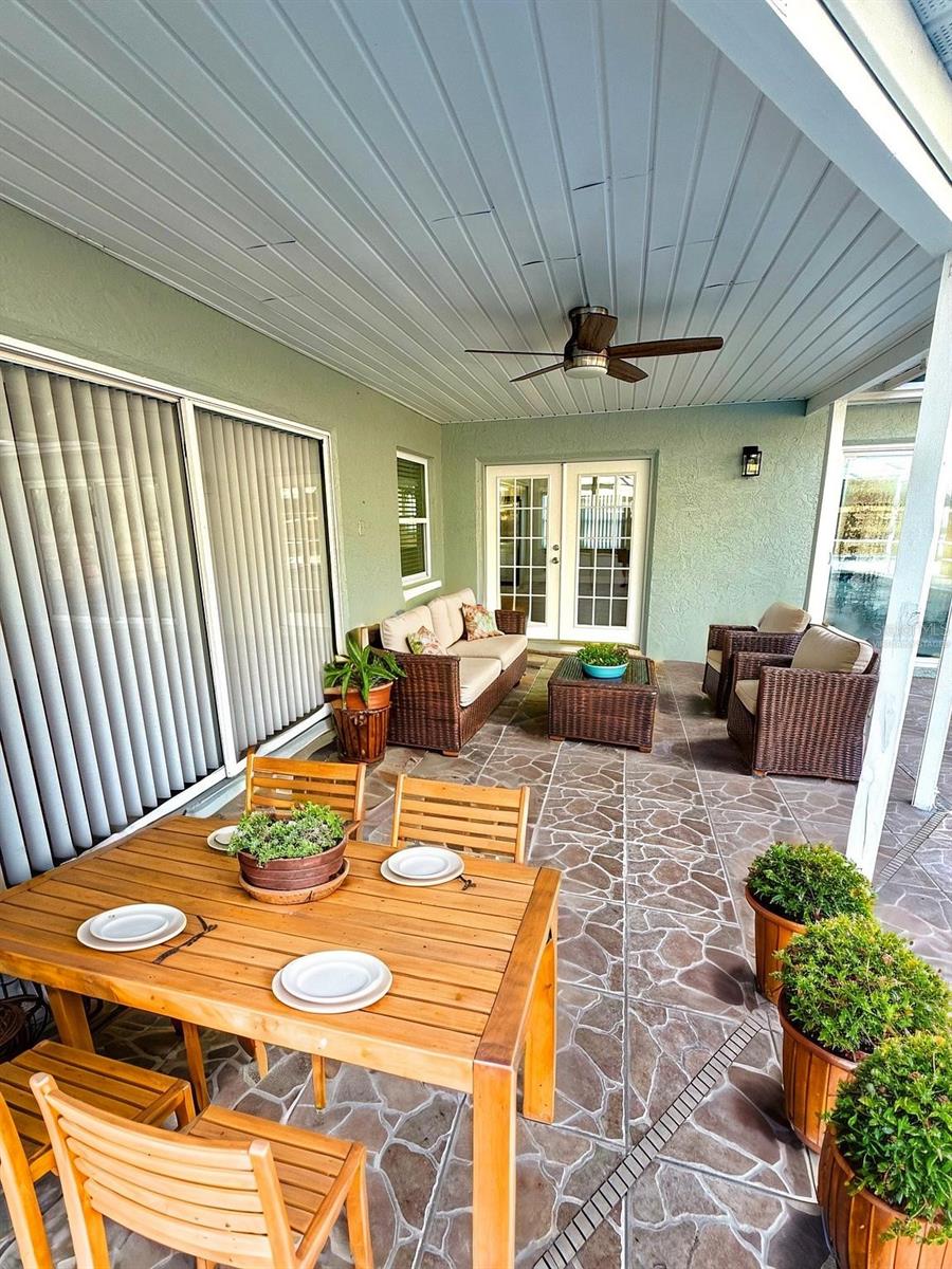 HOLIDAY LAKES WEST - Residential