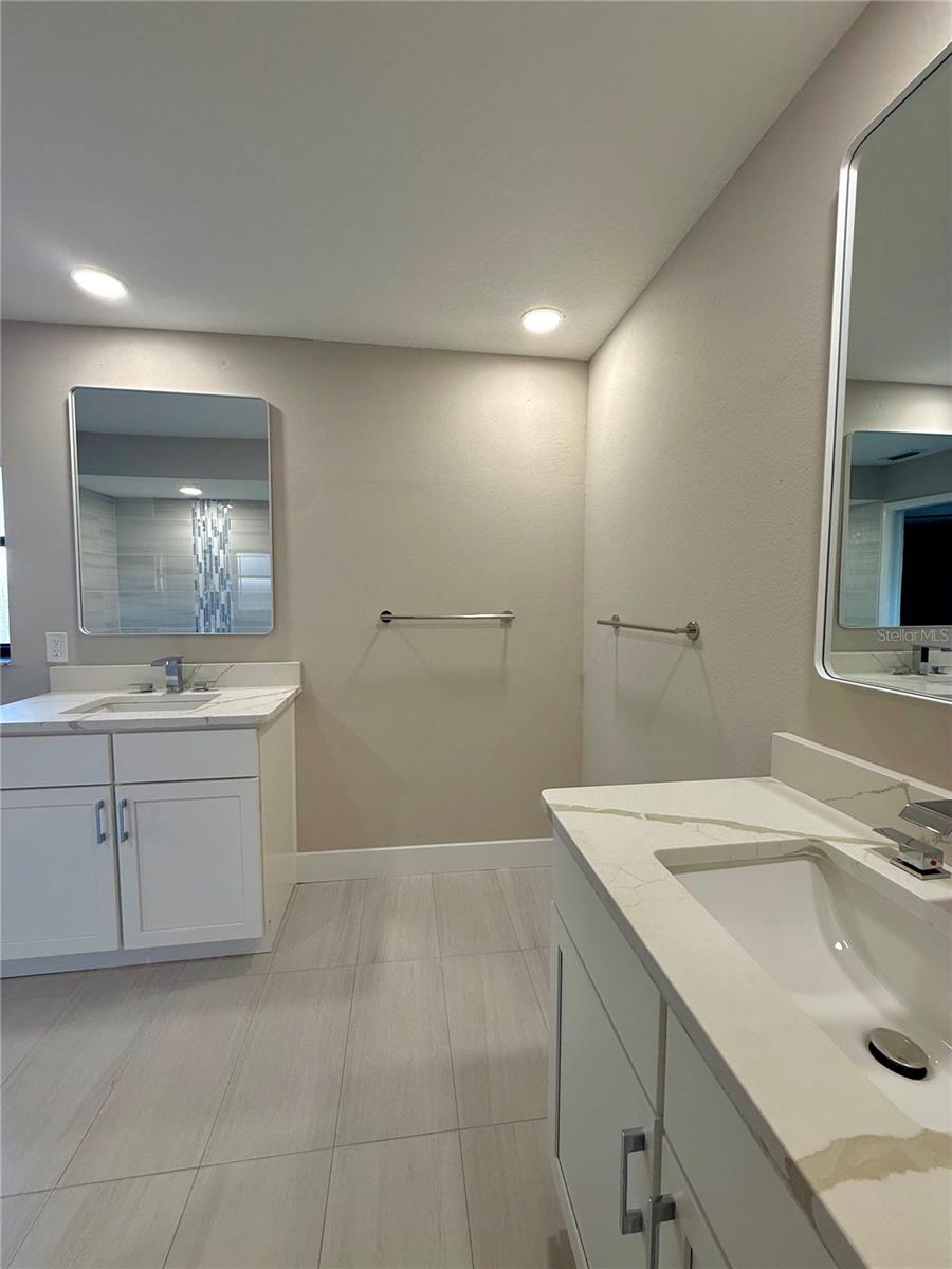 HOLIDAY LAKES WEST - Residential