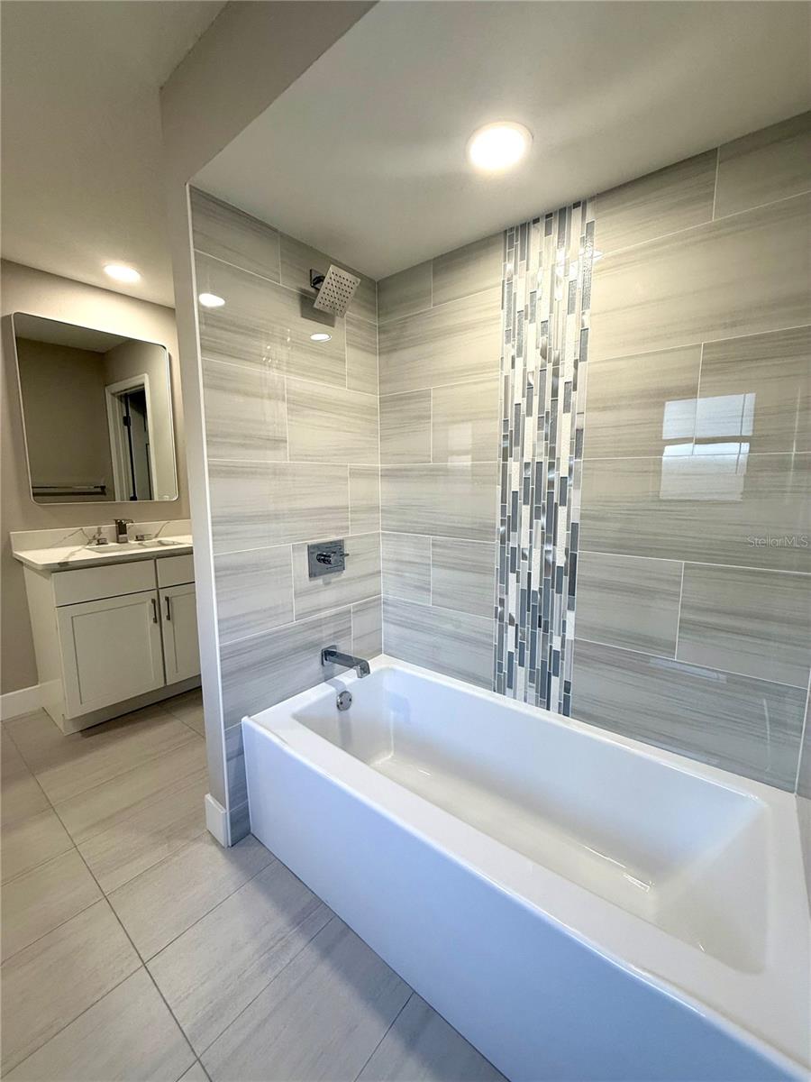 HOLIDAY LAKES WEST - Residential