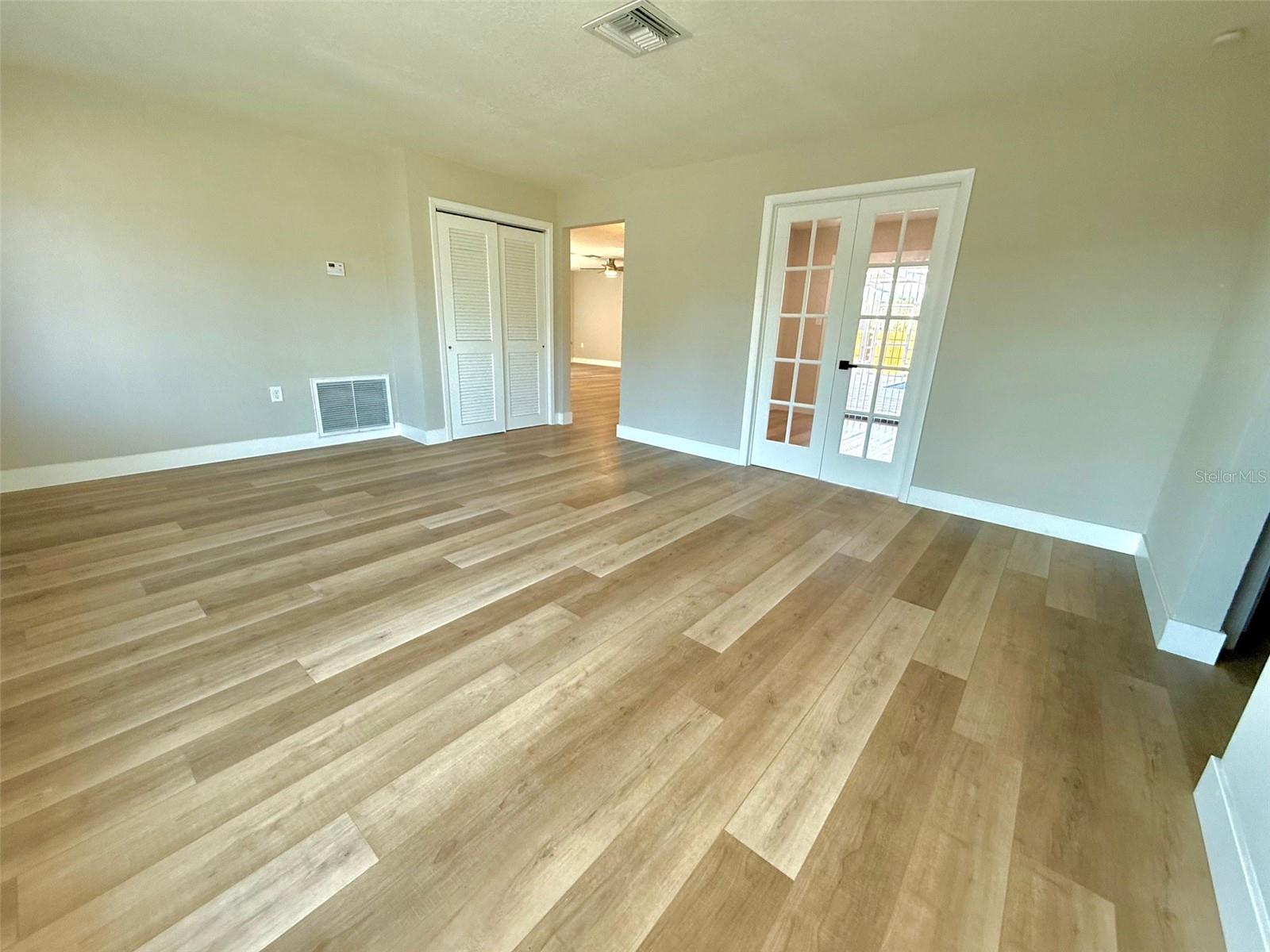 HOLIDAY LAKES WEST - Residential