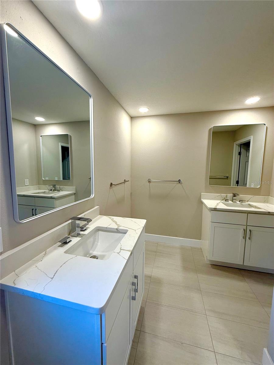 HOLIDAY LAKES WEST - Residential