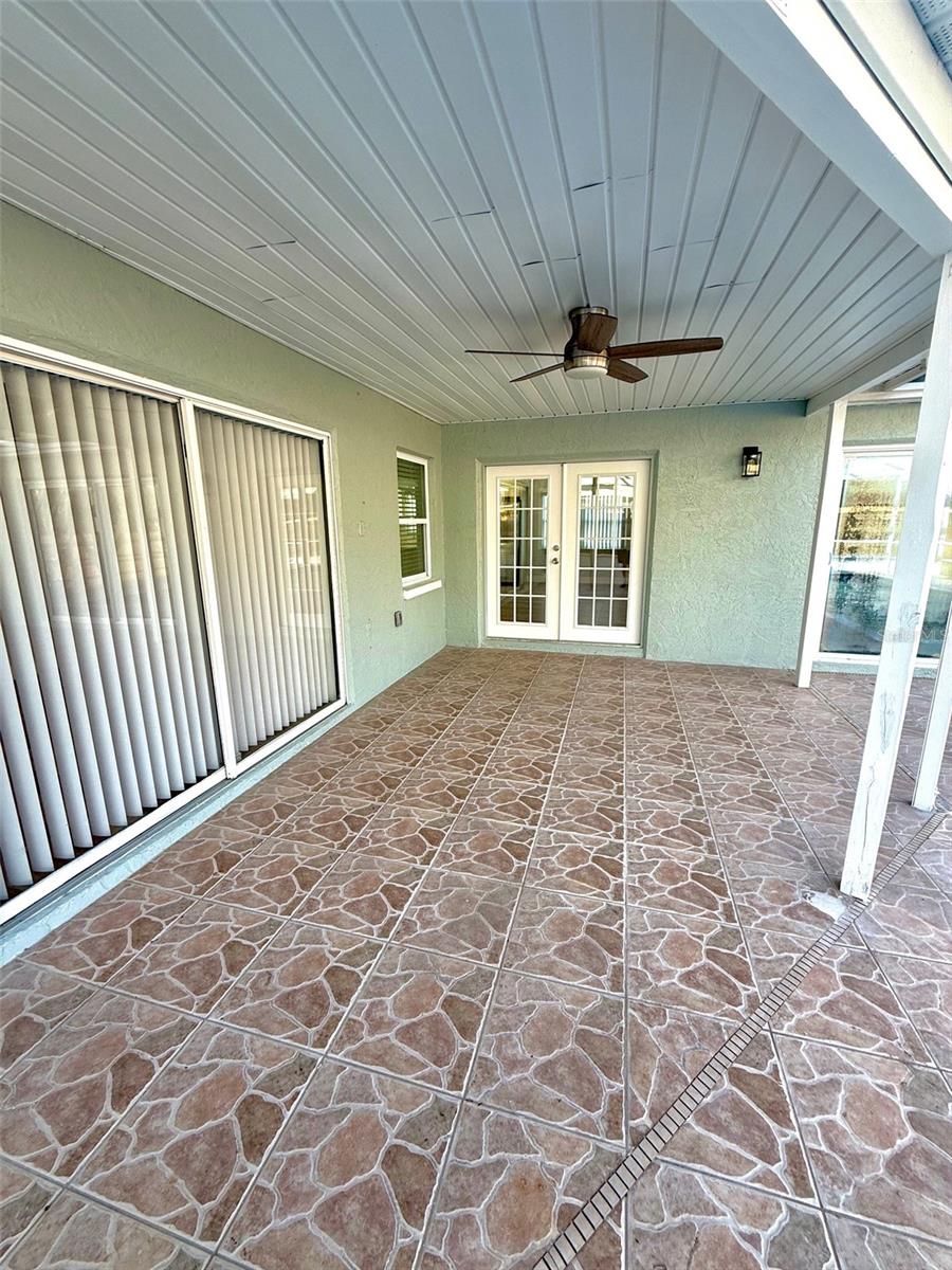 HOLIDAY LAKES WEST - Residential