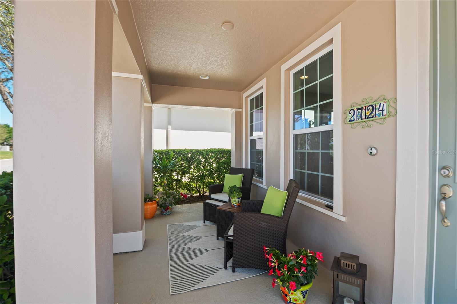 2724 SARZANA LANE