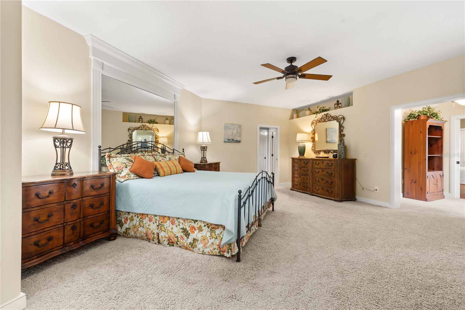 REGAL BAY - Residential