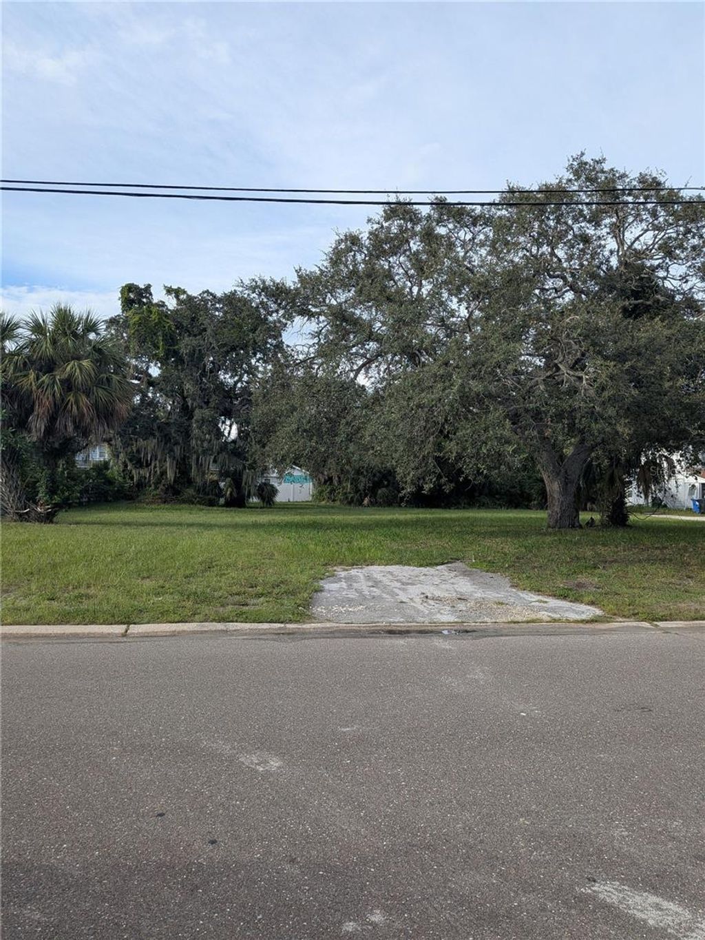 Photo of 731 36th Avenue S, St Petersburg, FL 33705 (MLS # TB8426499)