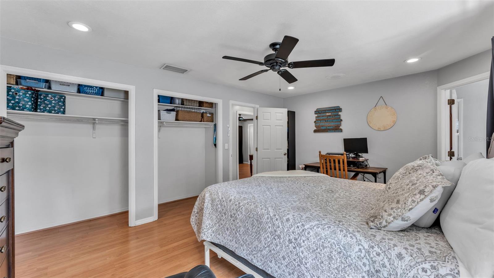 FOX RUN - Residential