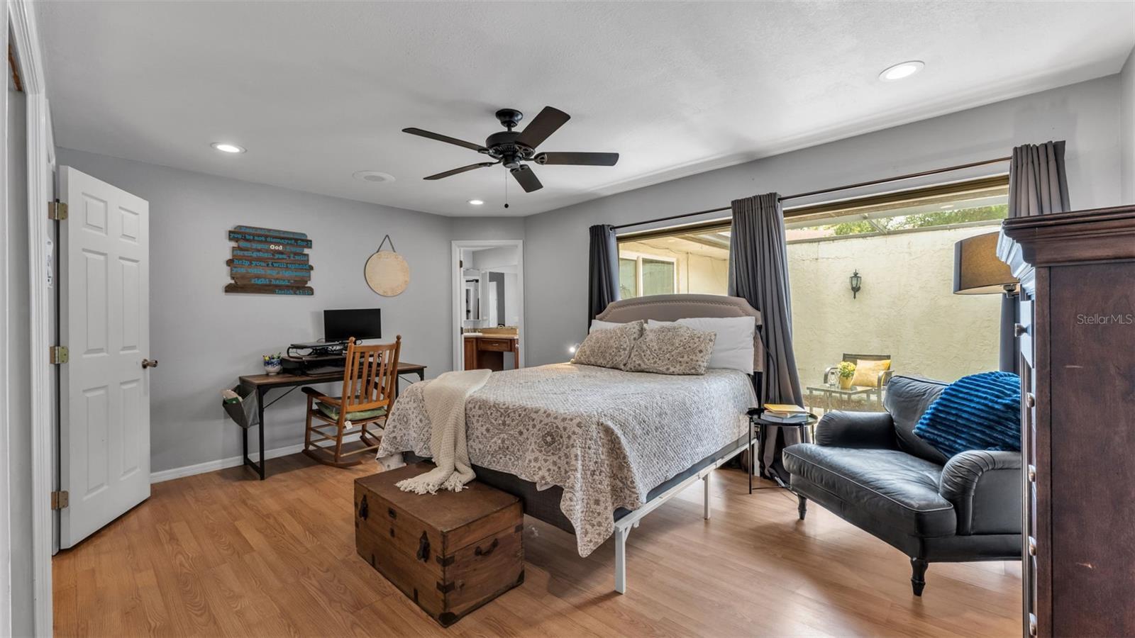 FOX RUN - Residential