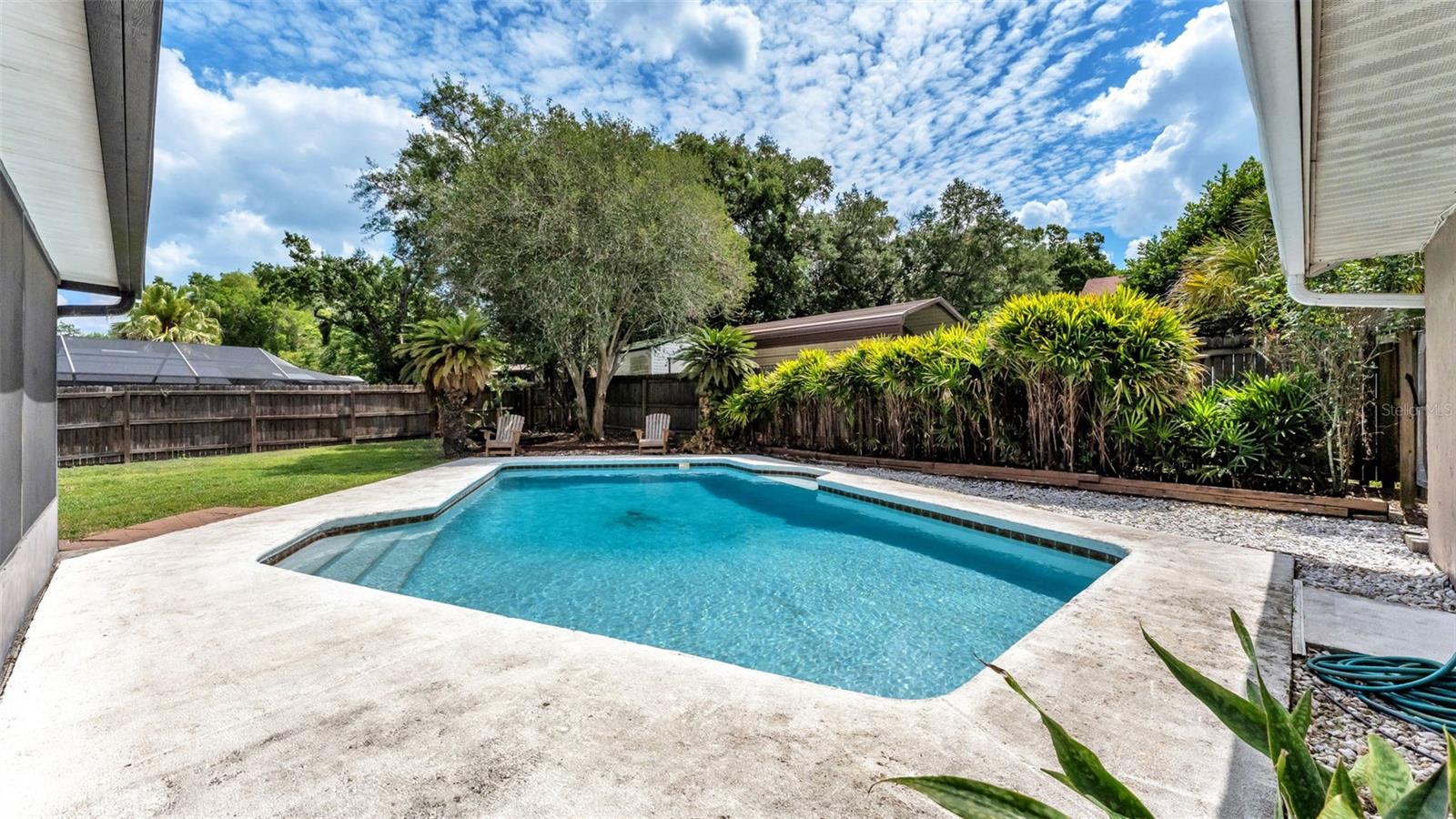 FOX RUN - Residential