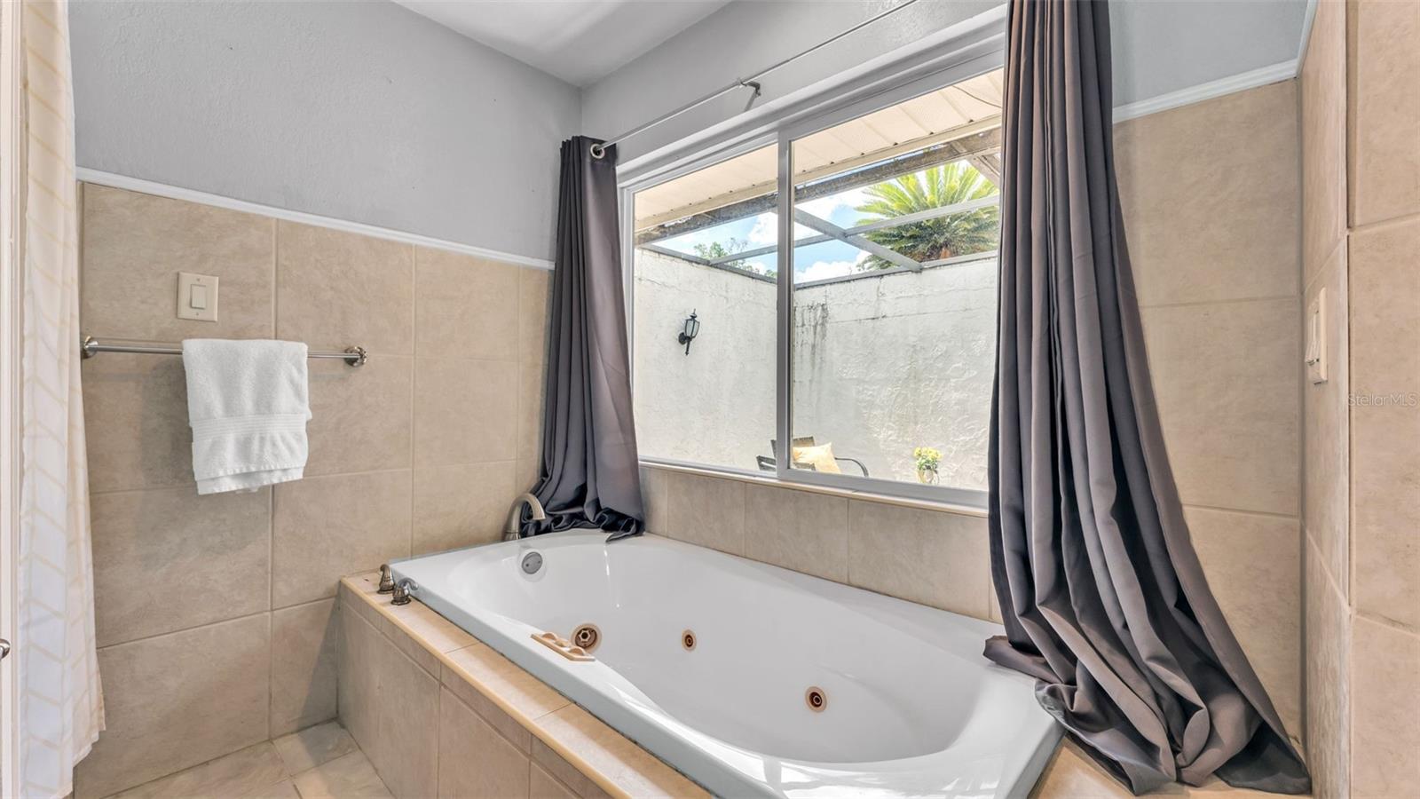 FOX RUN - Residential