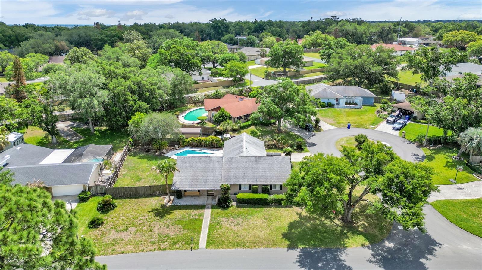 FOX RUN - Residential