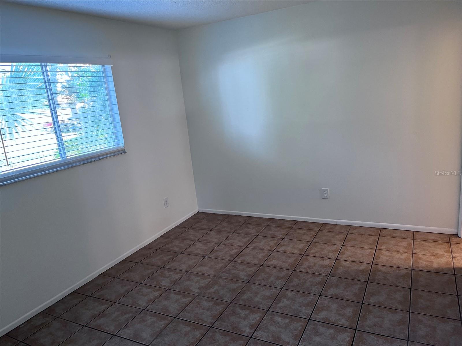 ROSEDALE MANOR - Residential Lease