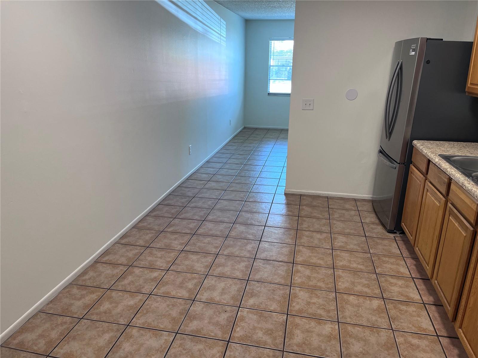 ROSEDALE MANOR - Residential Lease