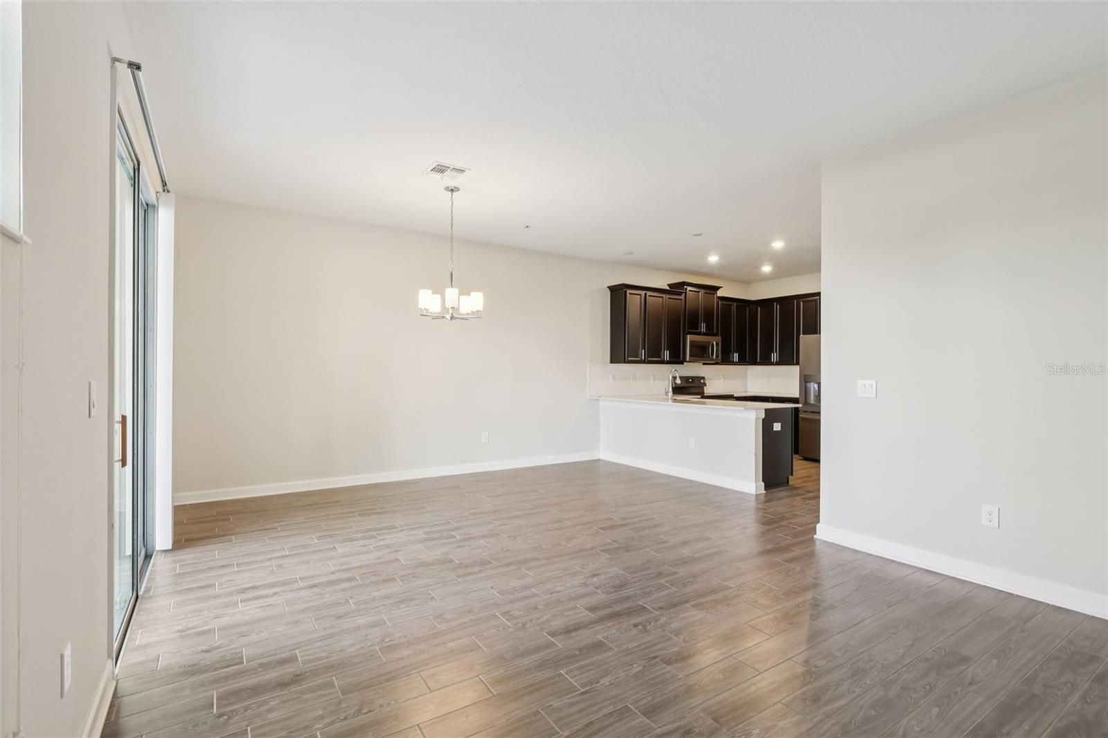STOREY LAKE TR K - Residential