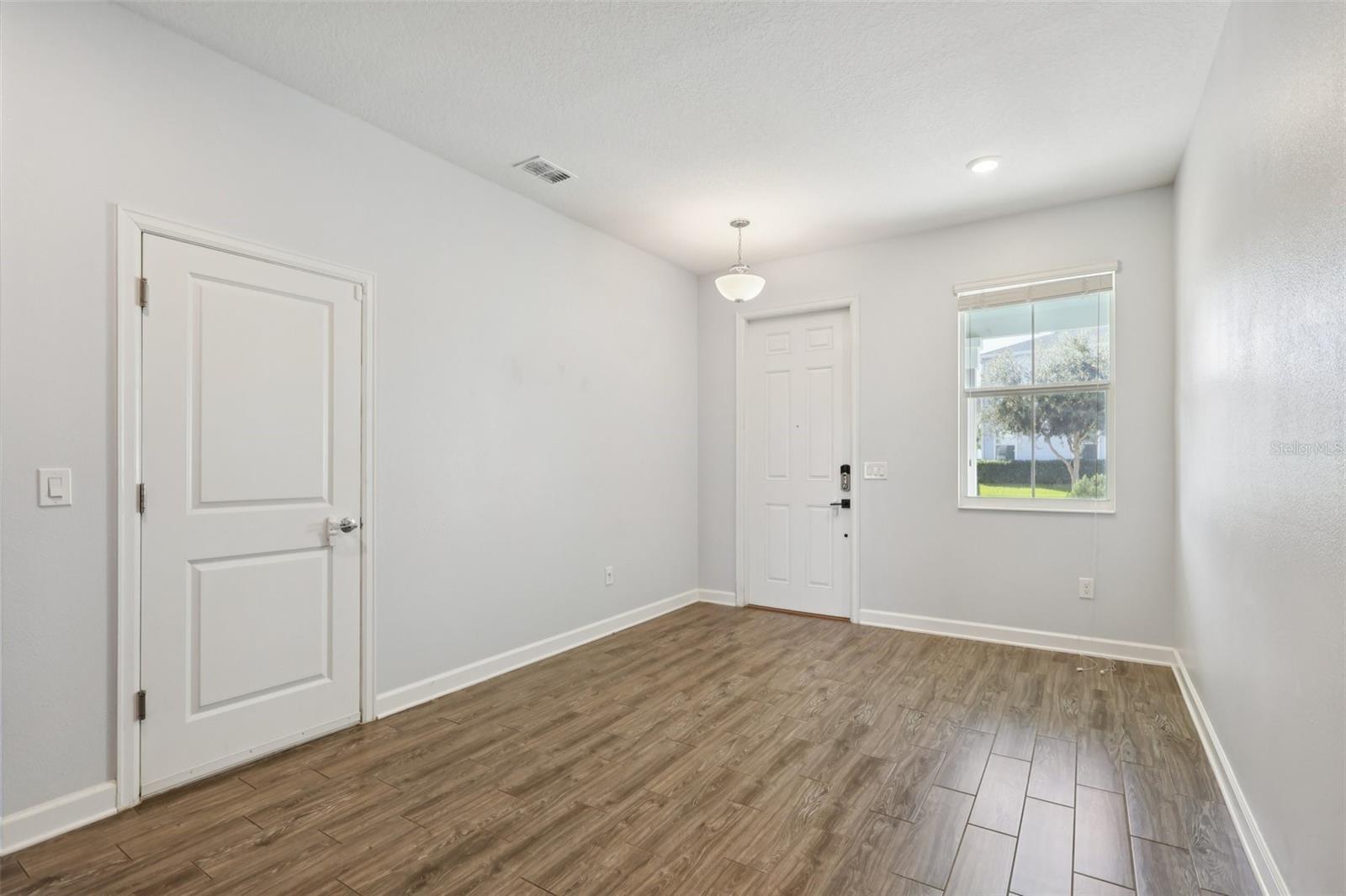 STOREY LAKE TR K - Residential