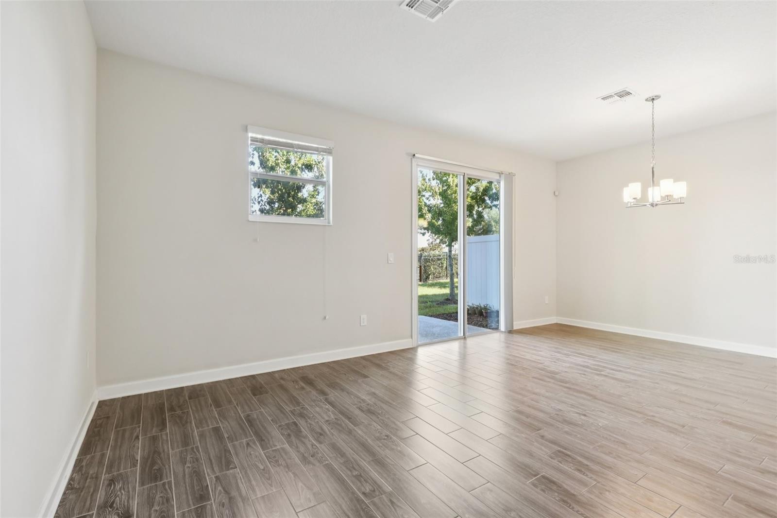 STOREY LAKE TR K - Residential