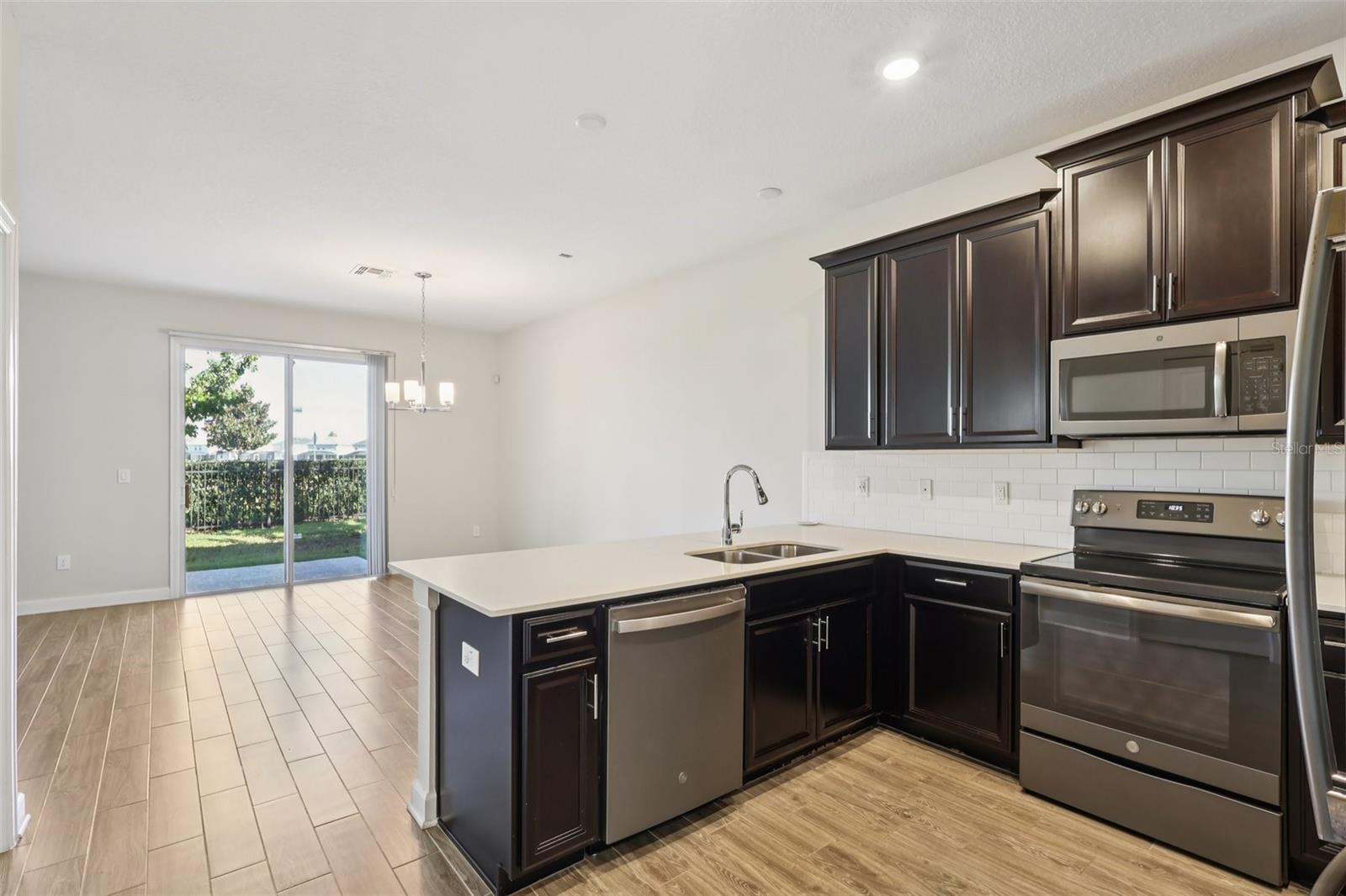 STOREY LAKE TR K - Residential