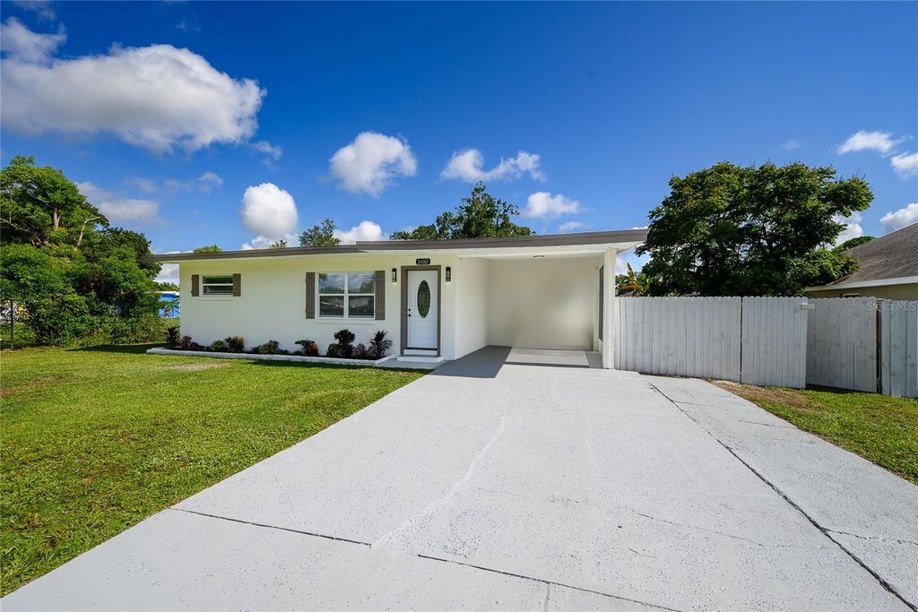 Photo of 2410 11th Street, Saint Cloud, FL 34769 (MLS # O6373086)