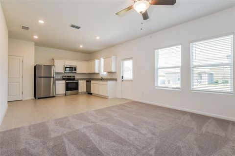 Tiny photo for 2042 Hemingway Circle, Groveland, FL 34736 (MLS # O6395377)