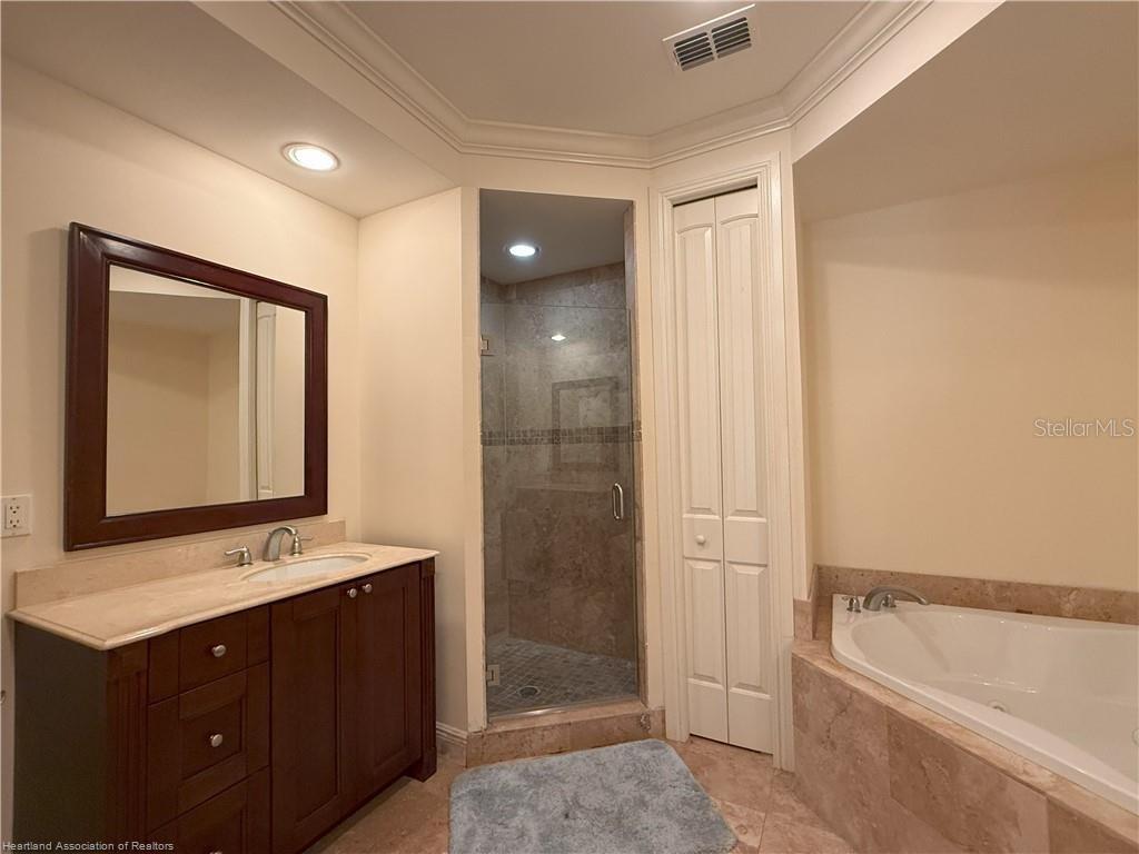 MAJESTIC CV - Residential