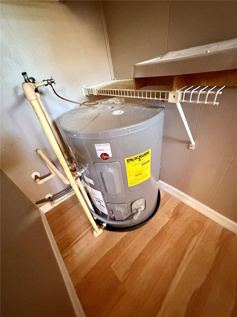 HOLIDAY PARK - Residential