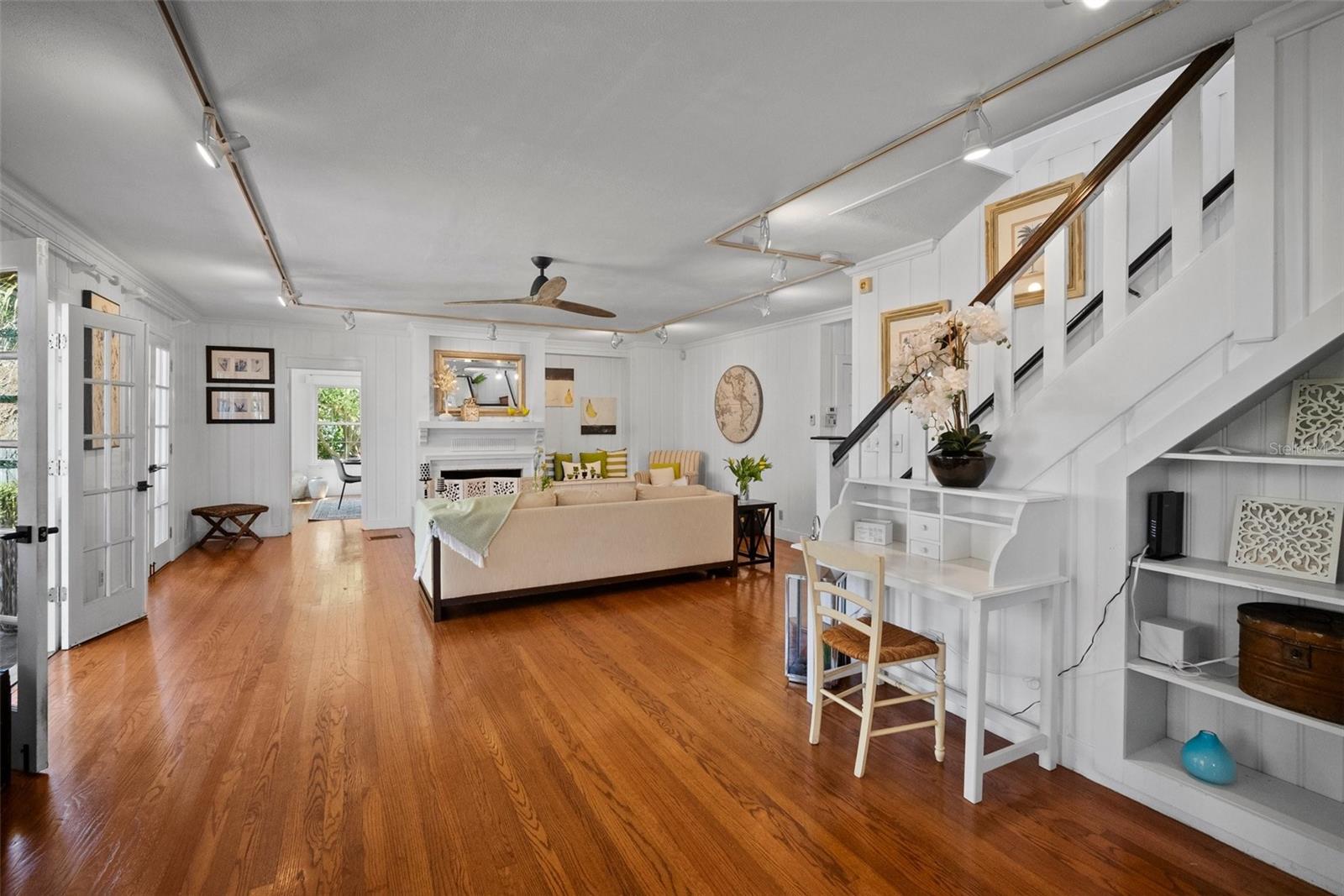 STRONGS POINT OF - Residential