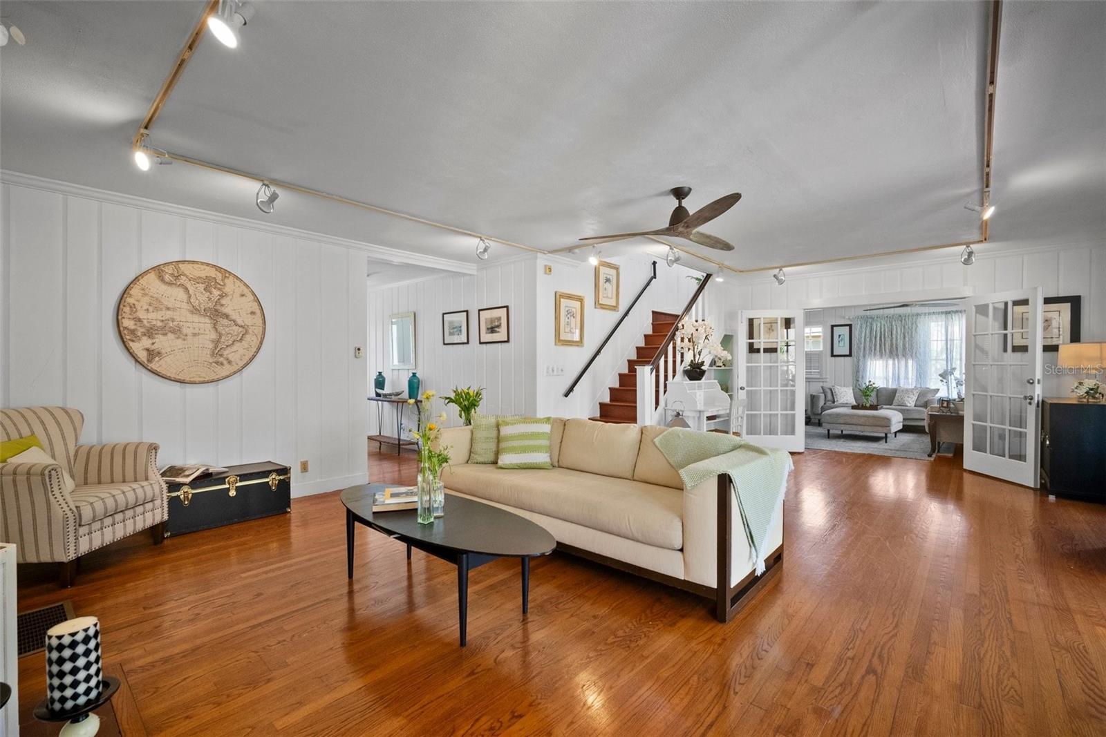 STRONGS POINT OF - Residential