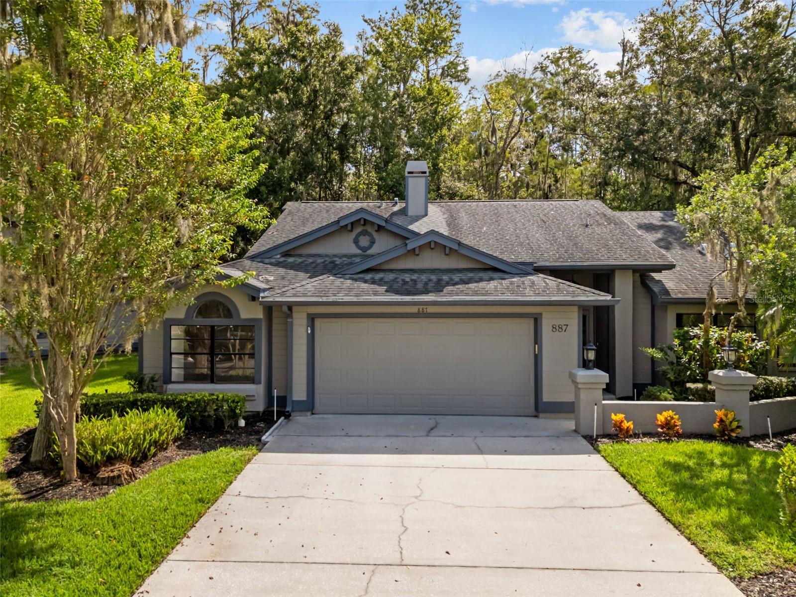 HUNTERS TRAIL TWNHMS - Residential