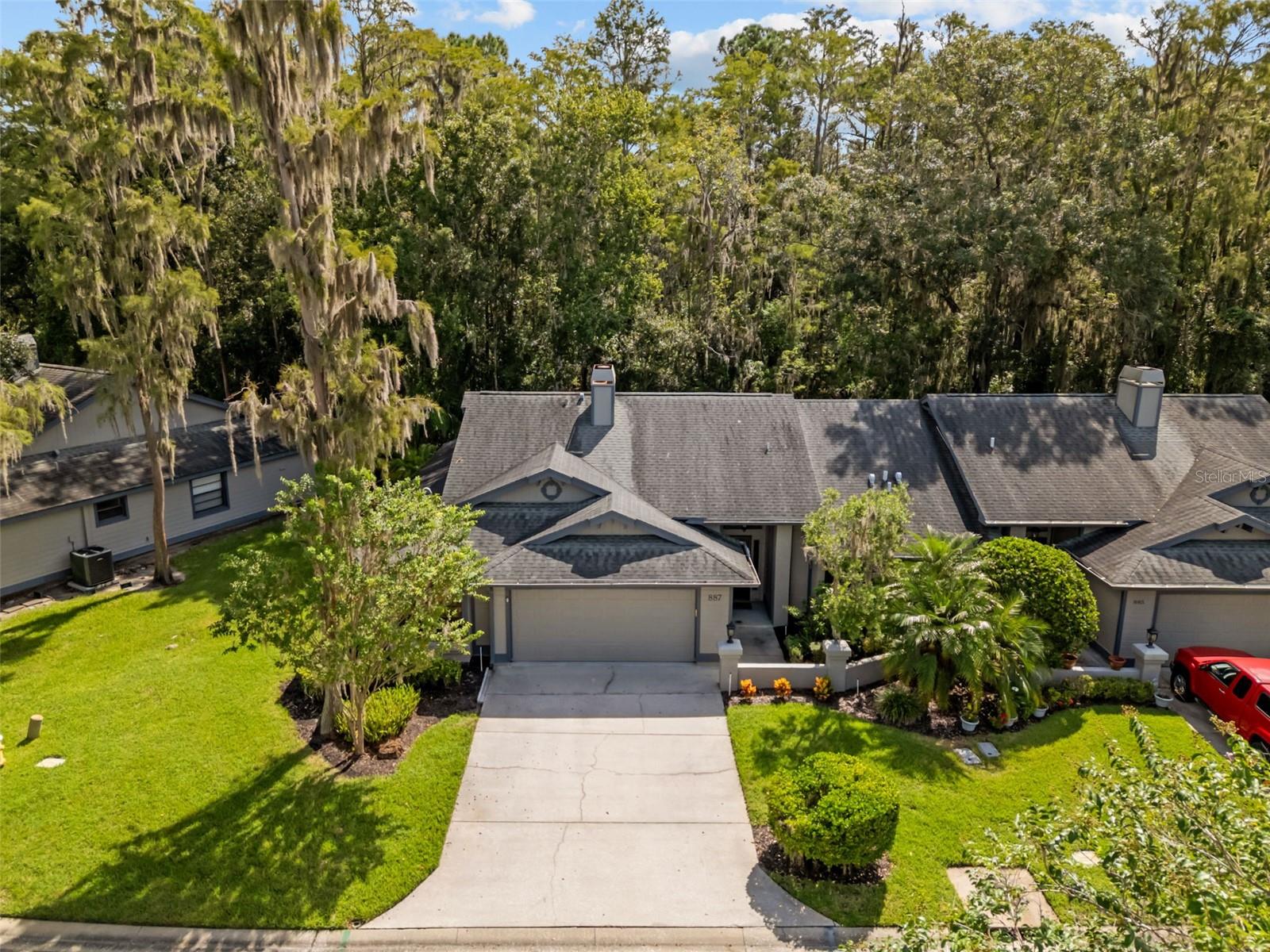 HUNTERS TRAIL TWNHMS - Residential