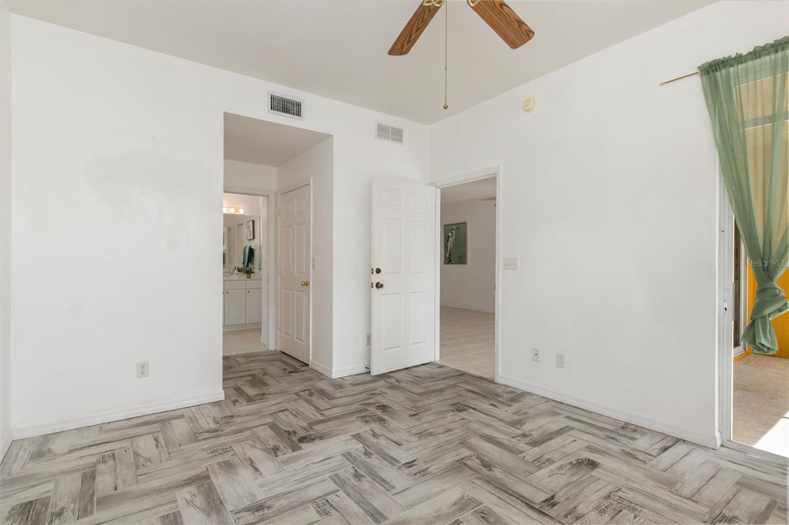 CLIPPER COVE VILLAGE - Residential