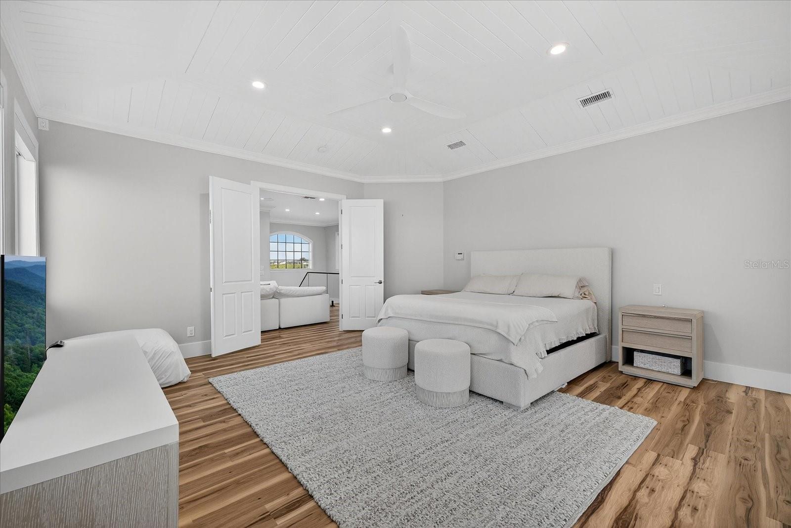 THE RESERVE OF OLD TAMPA BAY - Residential