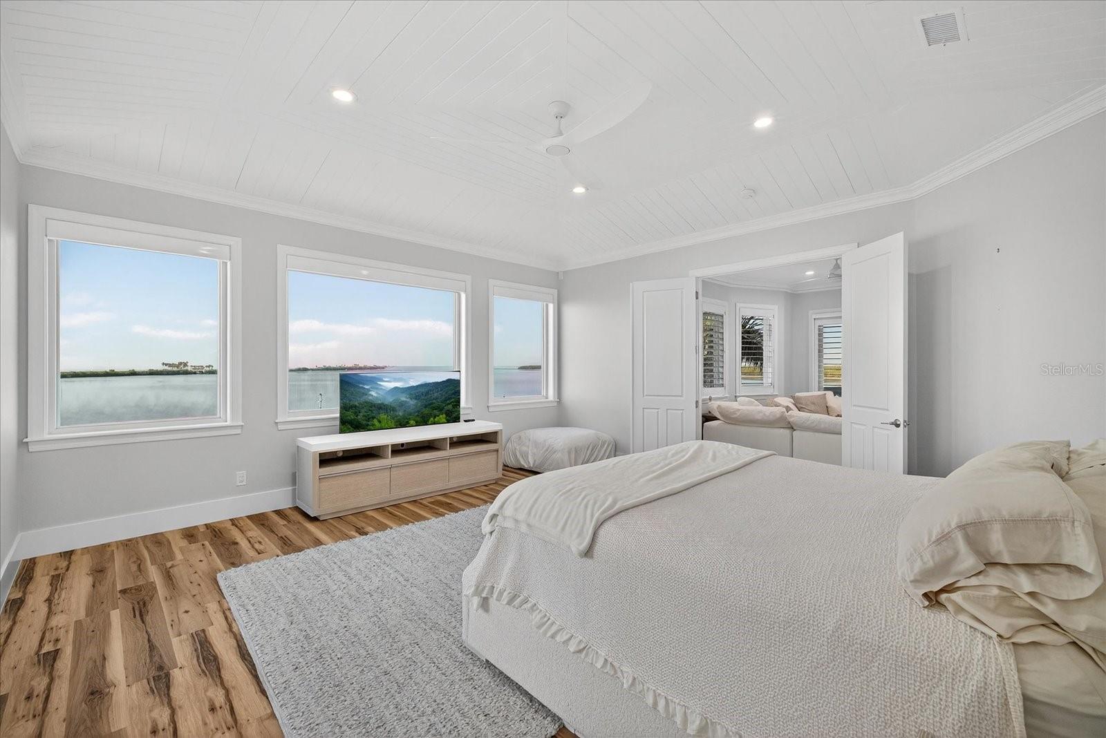 THE RESERVE OF OLD TAMPA BAY - Residential