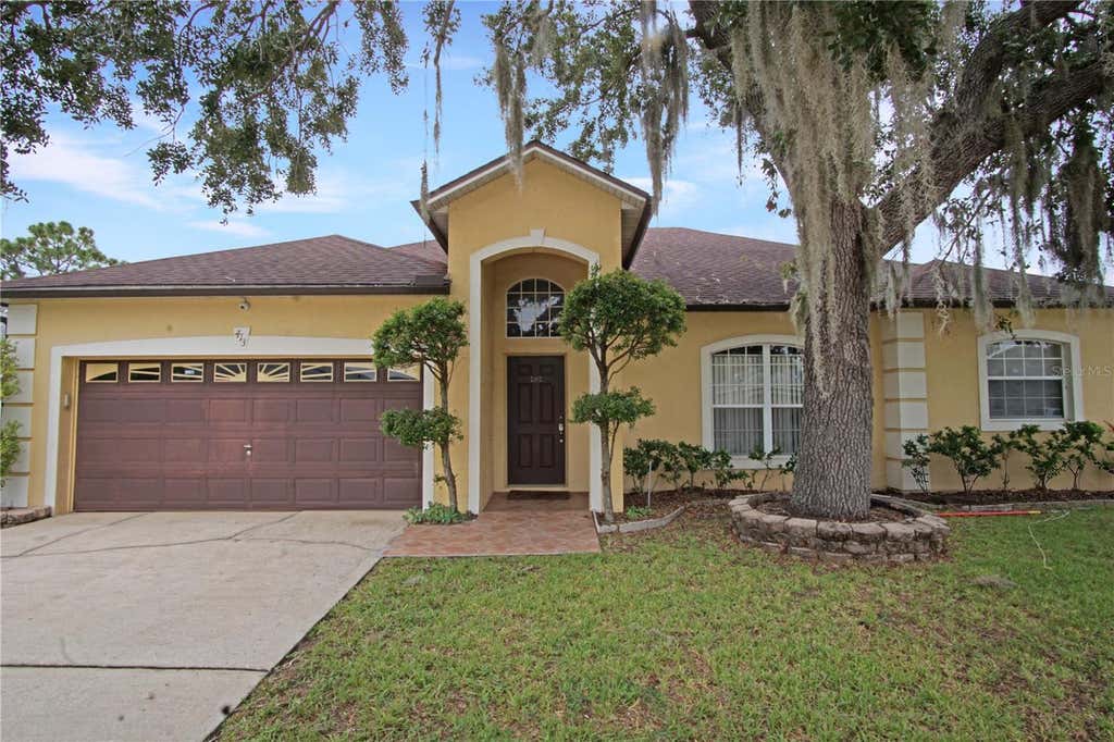Photo of 413 Marlberry Leaf Avenue, Kissimmee, FL 34758 (MLS # P4939427)