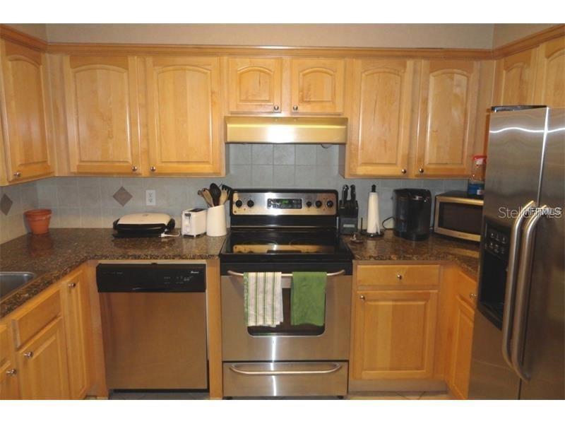 GOLFVIEW I CONDO - Residential Lease