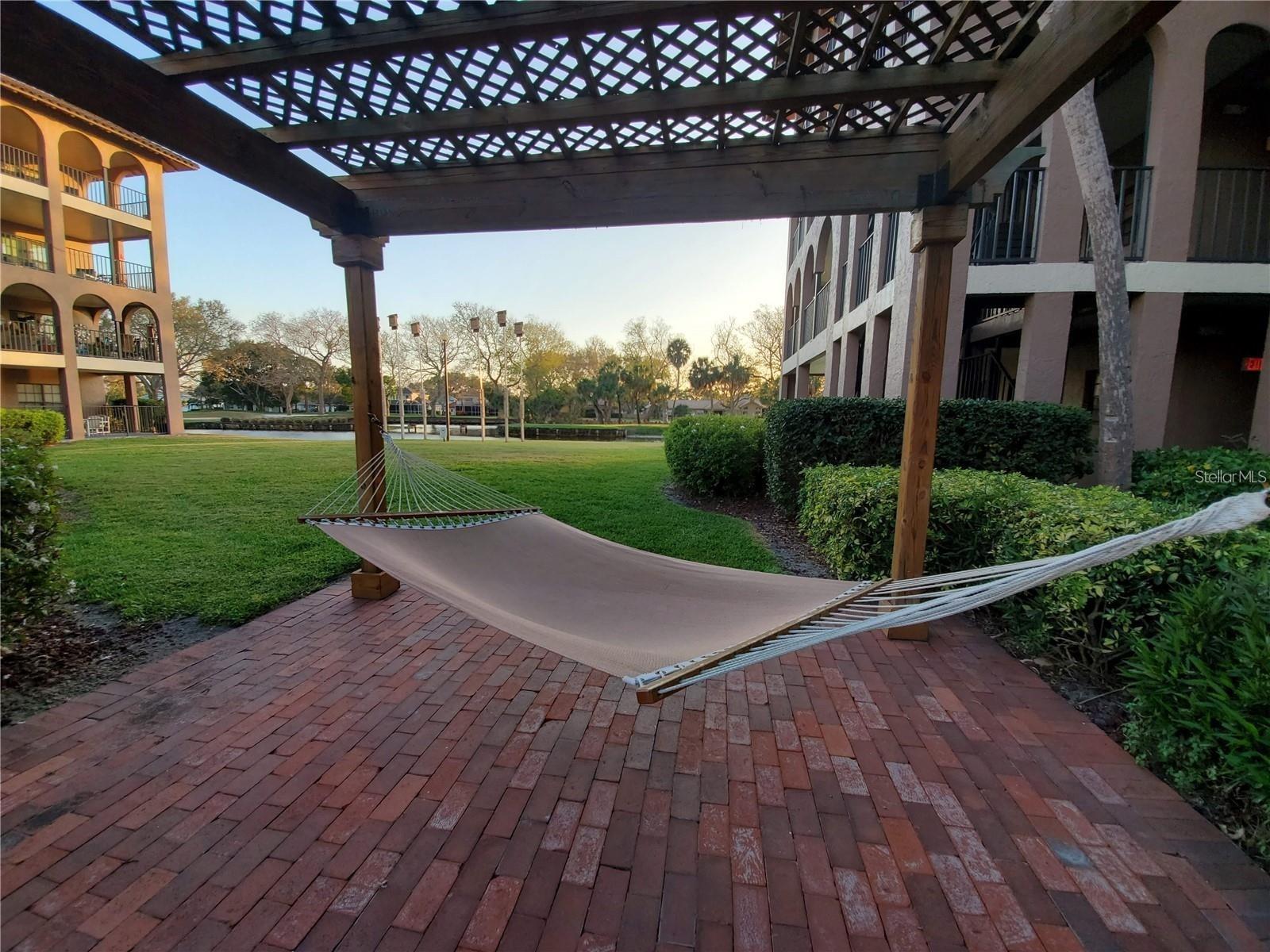 GOLFVIEW I CONDO - Residential Lease