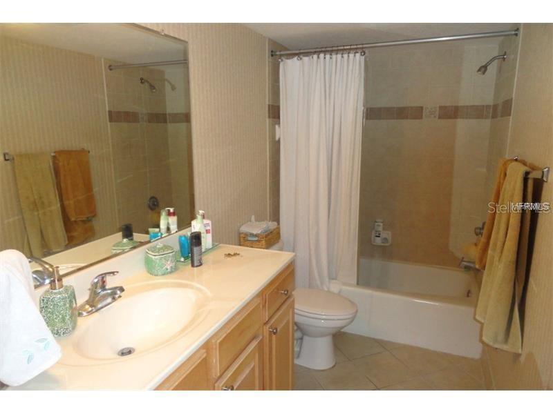 GOLFVIEW I CONDO - Residential Lease