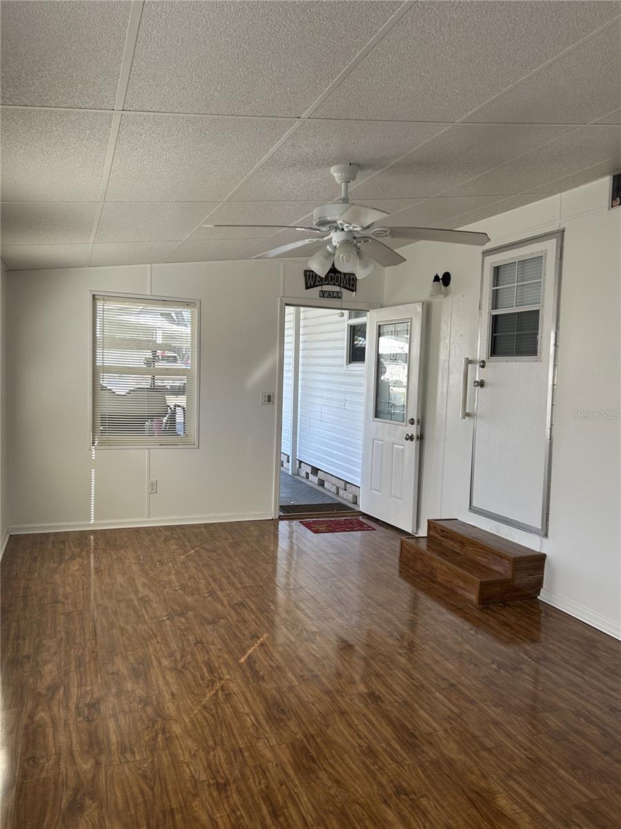 SHADY OAKS MOBILE MODULAR ESTATES - Residential