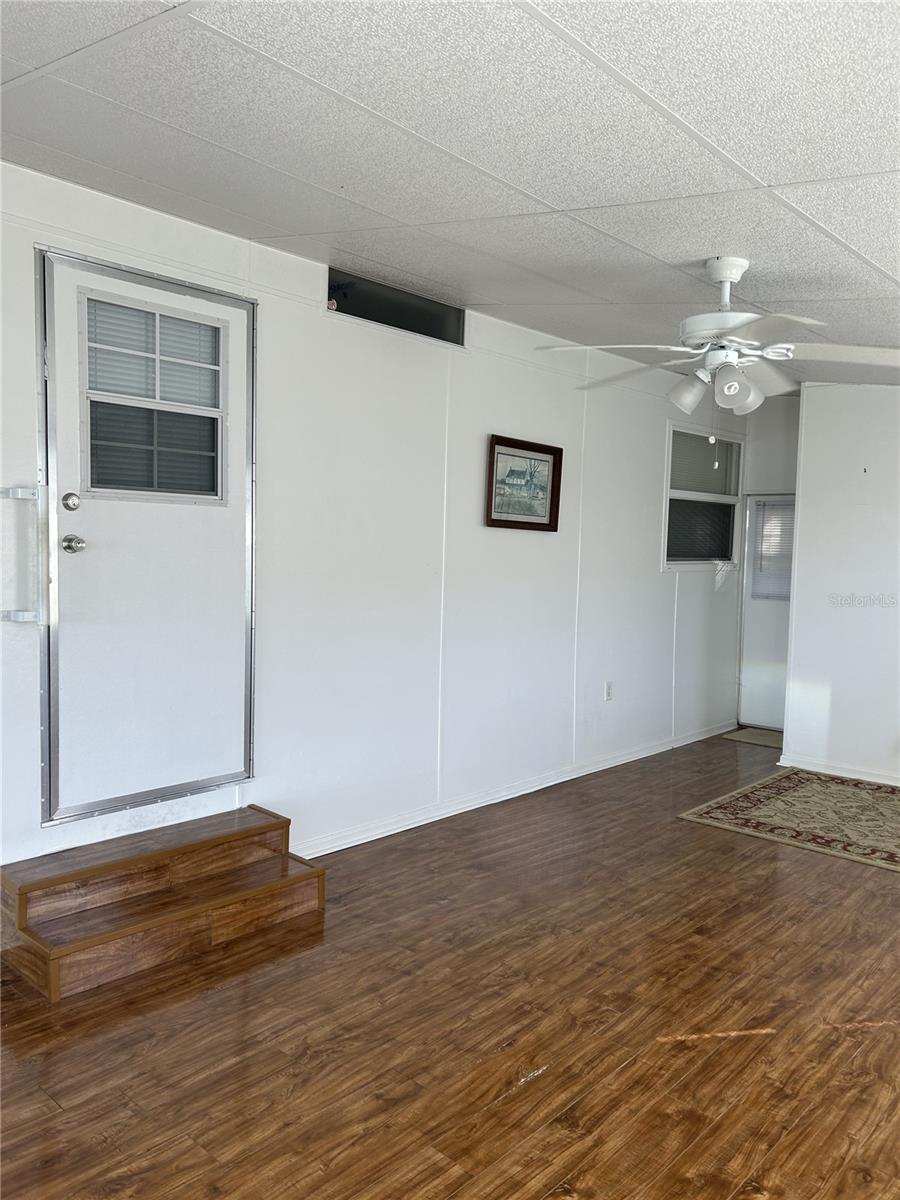 SHADY OAKS MOBILE MODULAR ESTATES - Residential