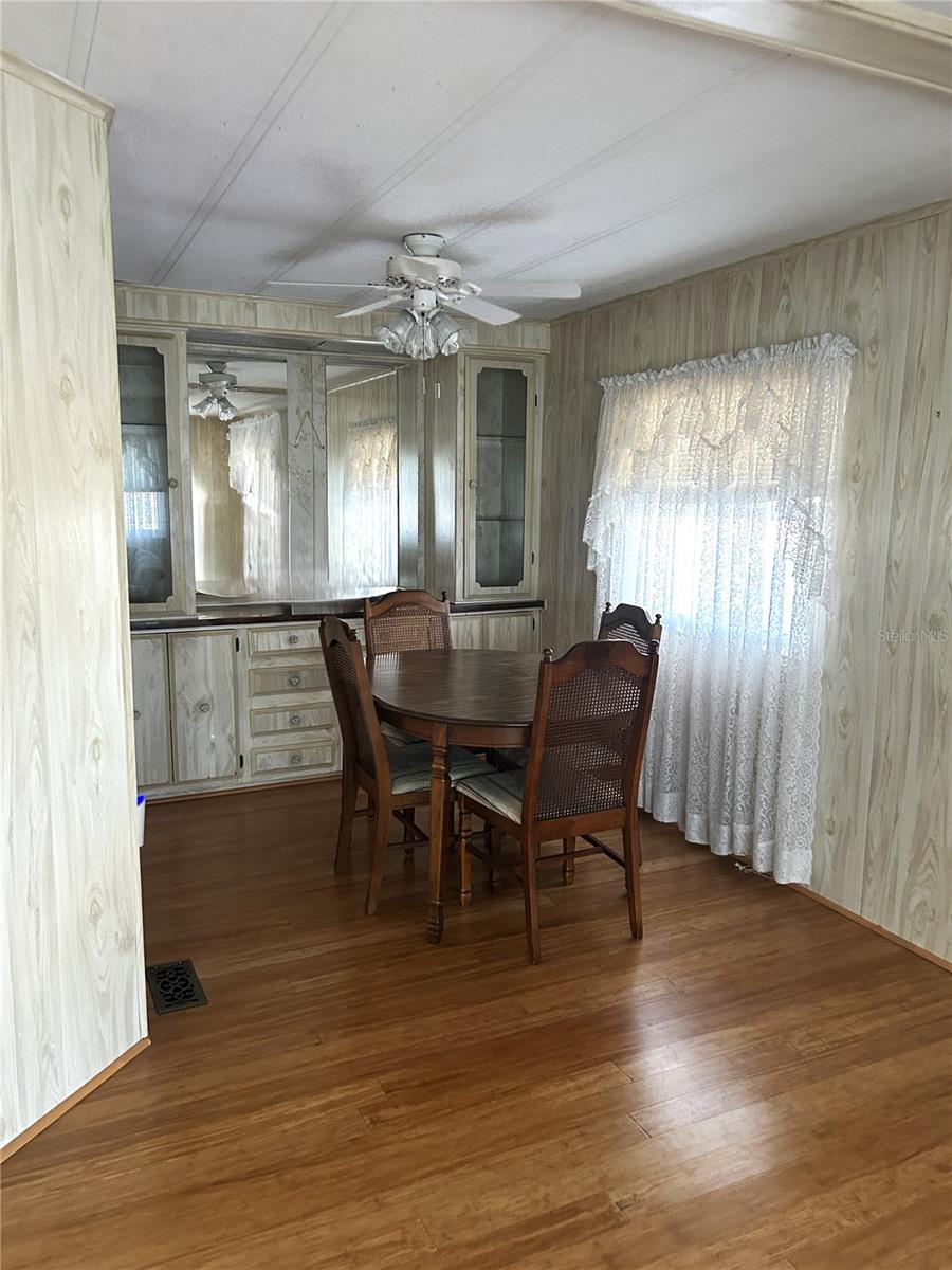 SHADY OAKS MOBILE MODULAR ESTATES - Residential