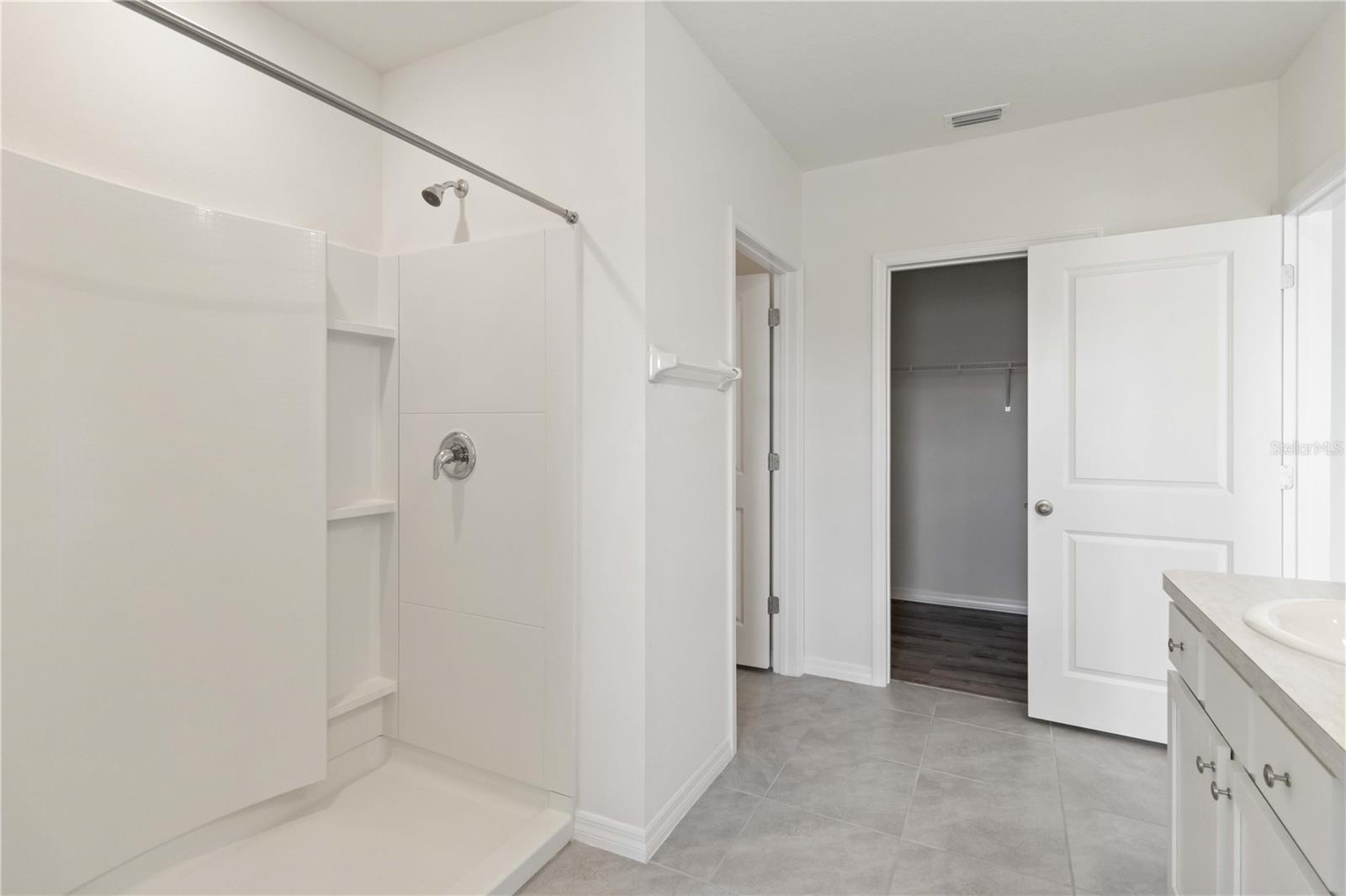 LAKEWOOD RANCH SOLERA PH IC & ID - Residential Lease