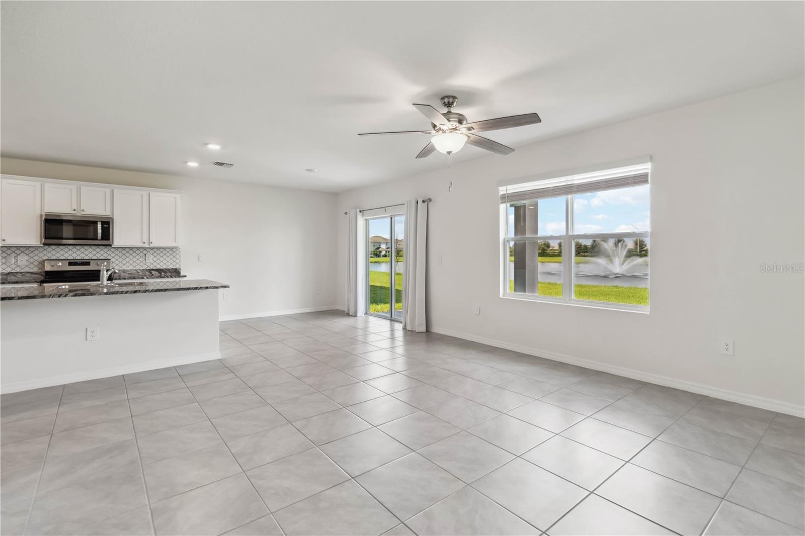 LAKEWOOD RANCH SOLERA PH IC & ID - Residential Lease