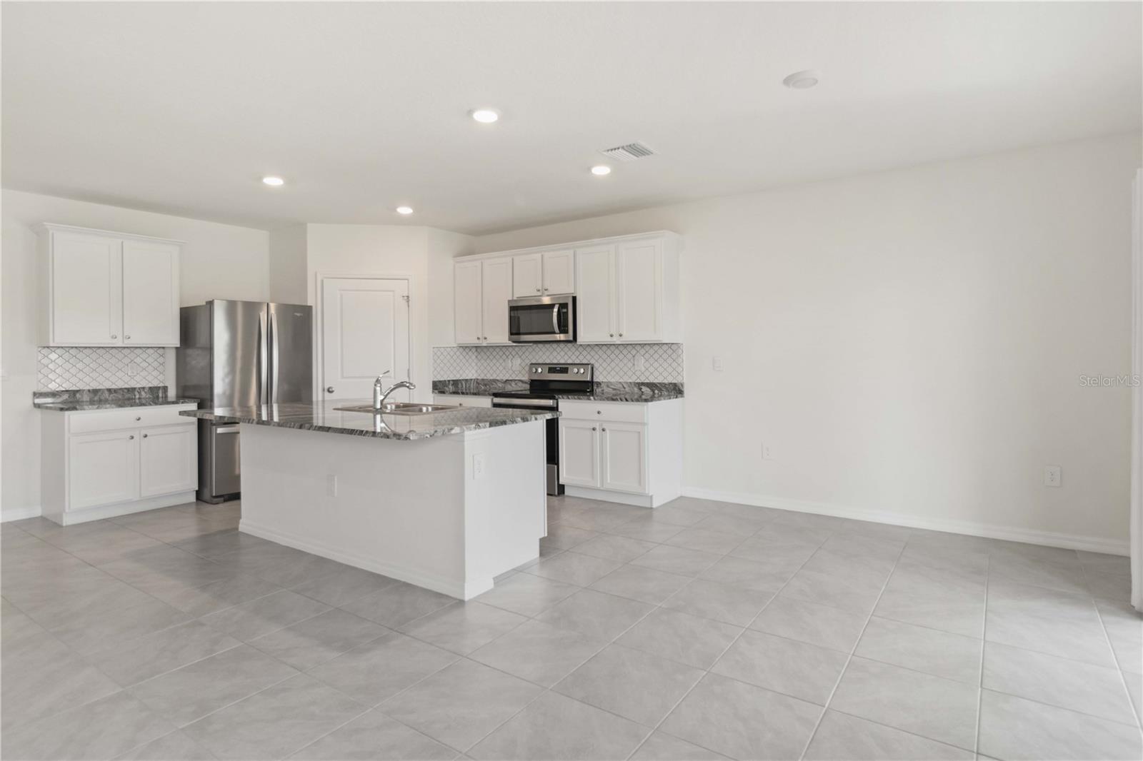 LAKEWOOD RANCH SOLERA PH IC & ID - Residential Lease