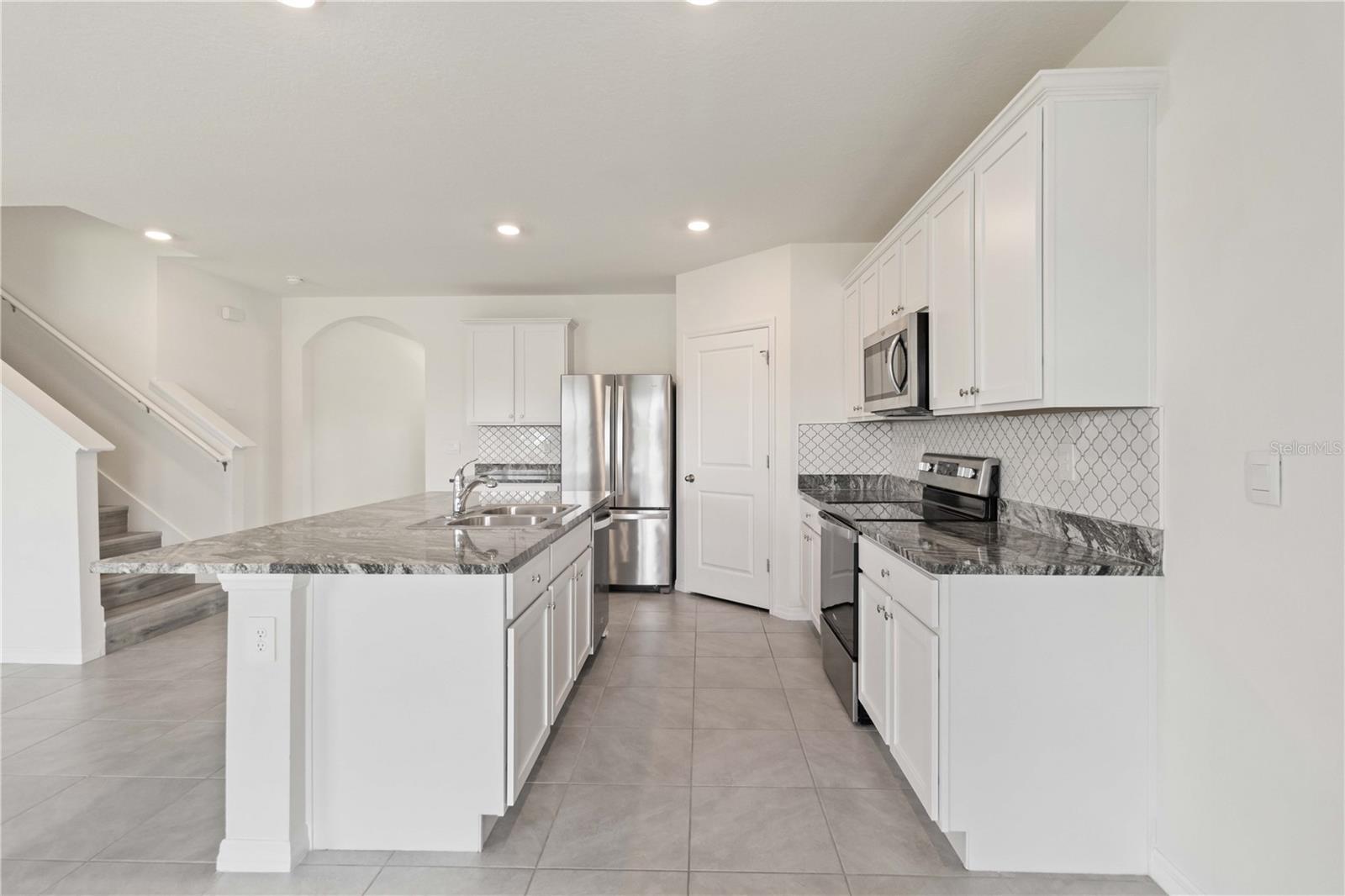 LAKEWOOD RANCH SOLERA PH IC & ID - Residential Lease