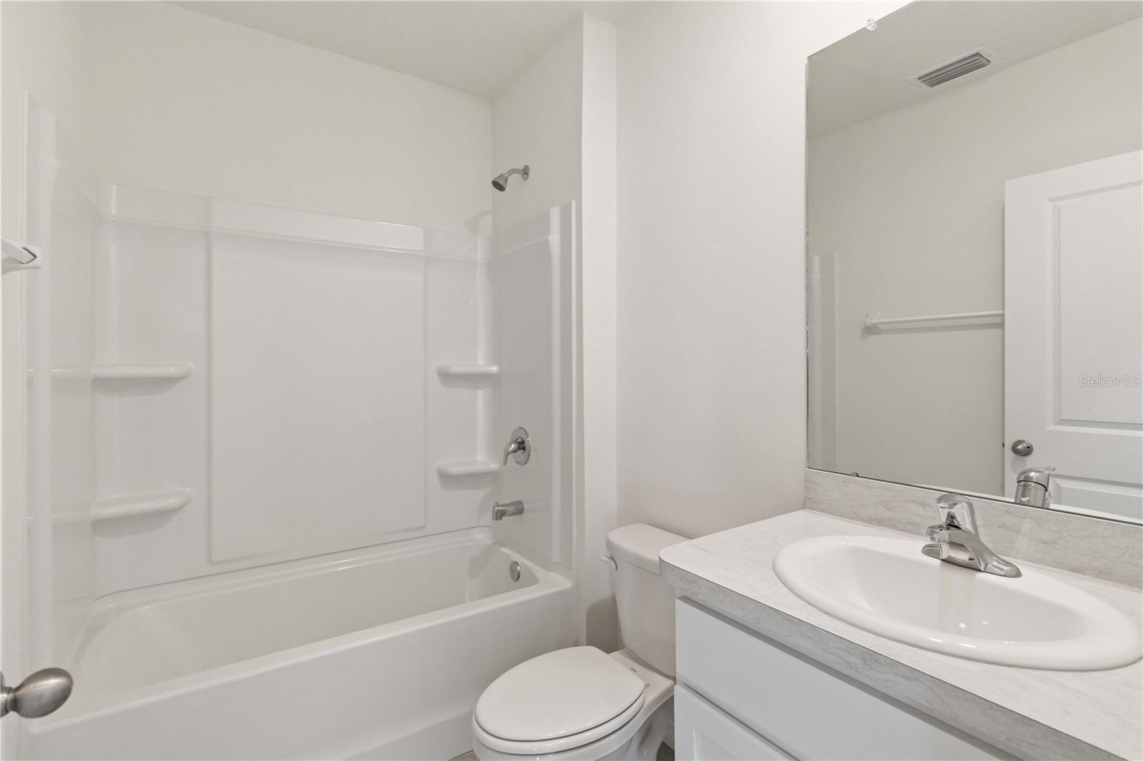 LAKEWOOD RANCH SOLERA PH IC & ID - Residential Lease