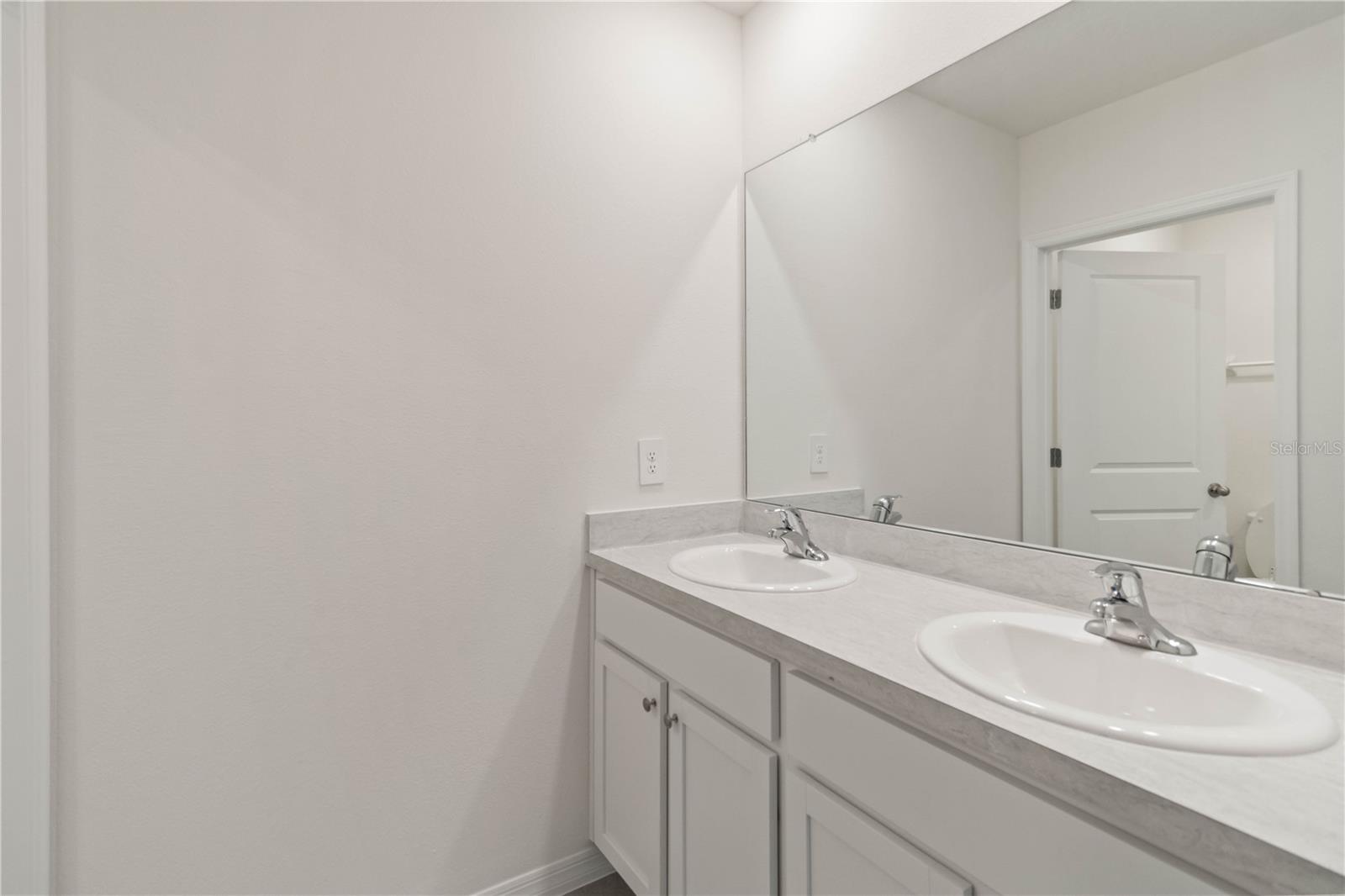 LAKEWOOD RANCH SOLERA PH IC & ID - Residential Lease