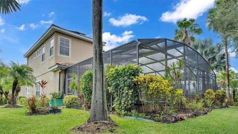 A home in AUBURNDALE