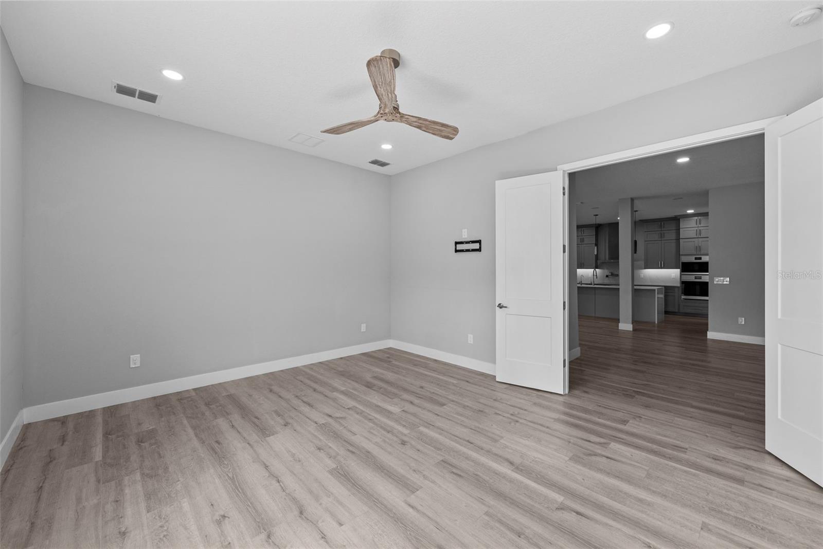 MACFARLANE PARK SUB - Residential