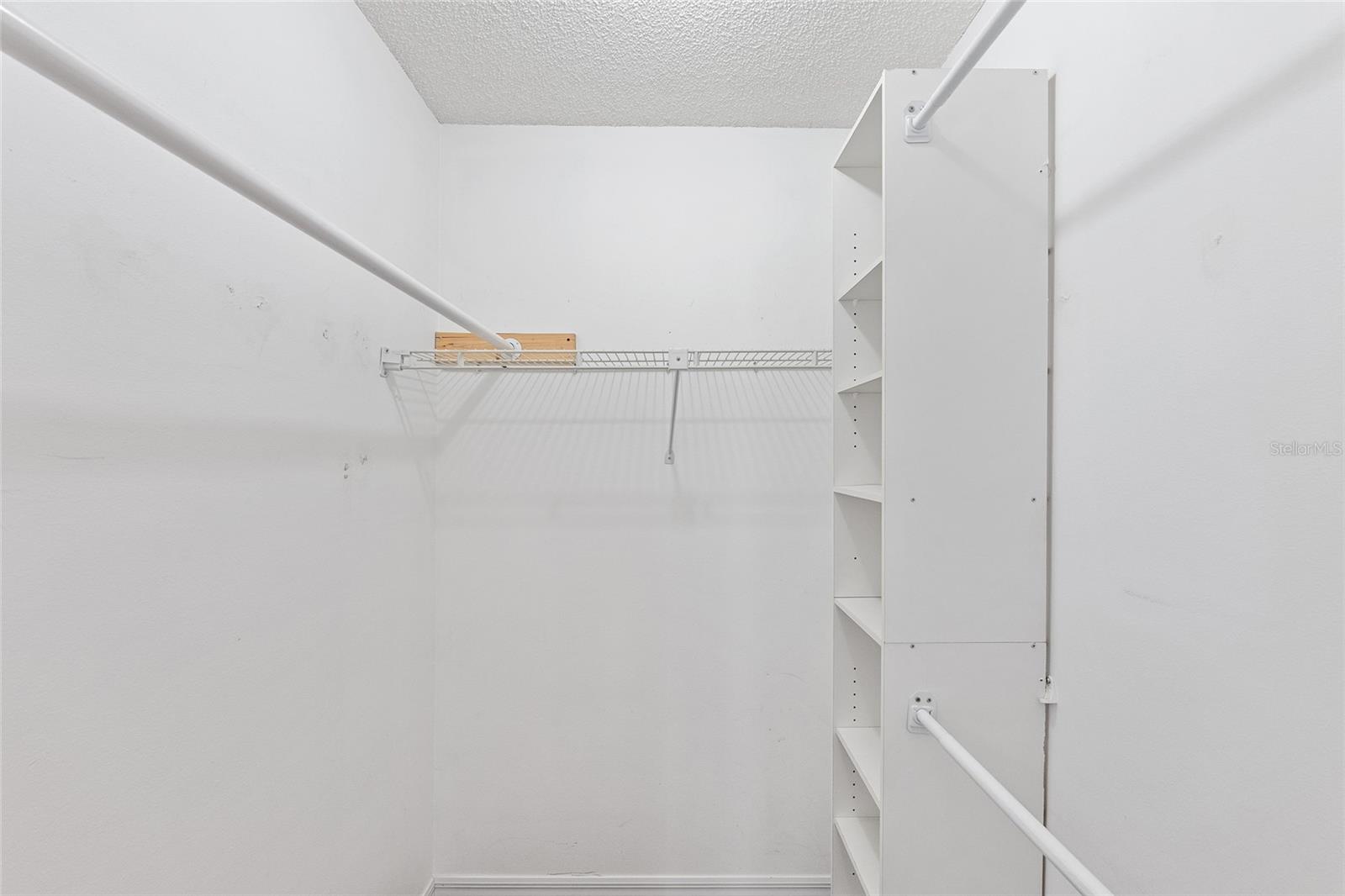 GREEN MEADOWS FIRST ADD - Residential