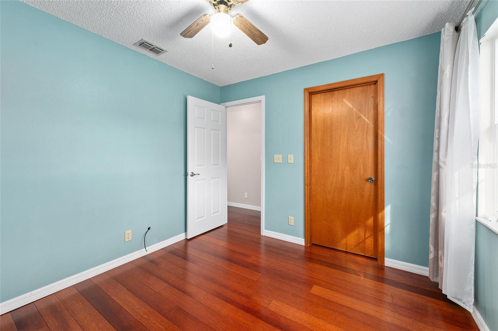 GREEN MEADOWS FIRST ADD - Residential